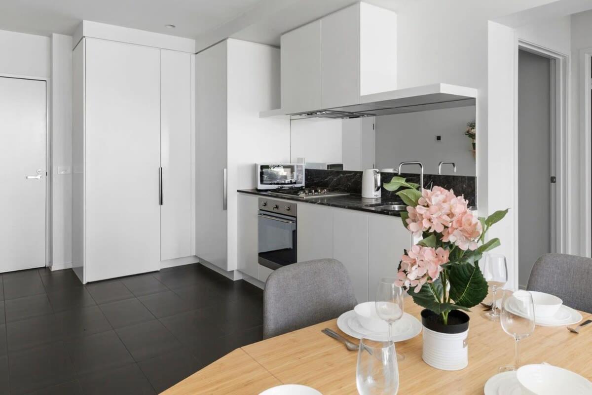 A 2br Near Shrine Of Remembrance Free Parking Melbourne