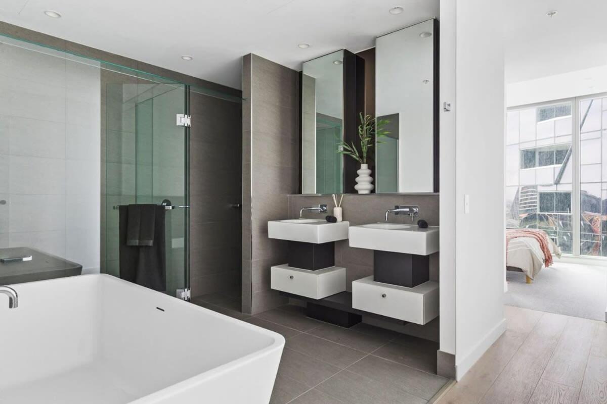 Apartamento A Stylish 3br Apt With Harbour Views Free Parking Melbourne