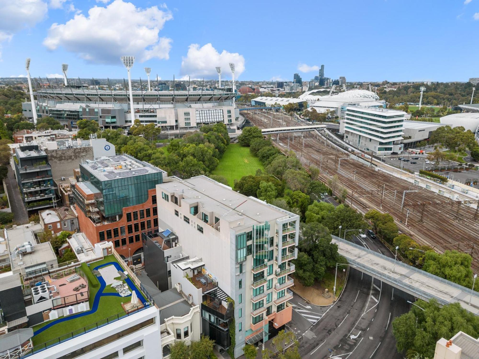 Apartment East 2br Melbourne