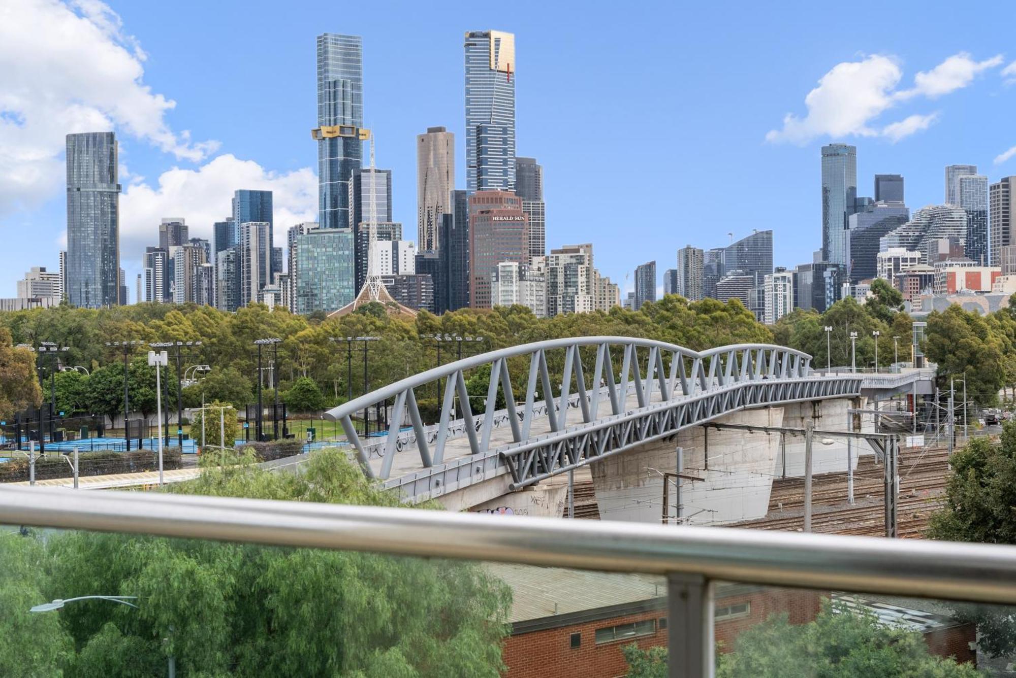 Apartment East 2br Melbourne