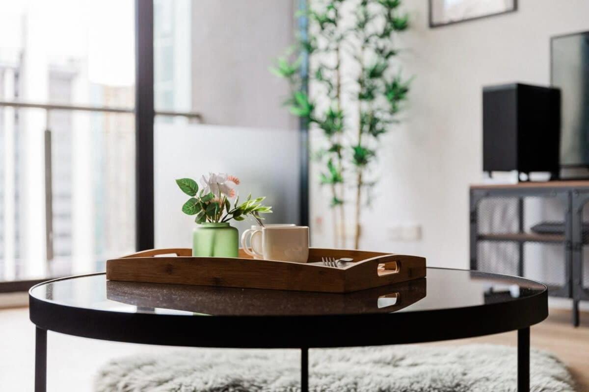 A 3br Next To Southern Cross Free Parking Apartment