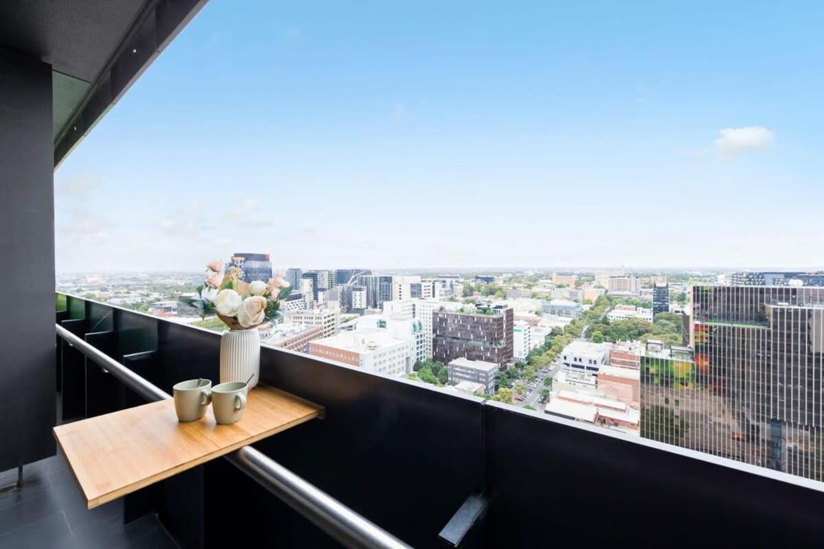 Cozy 2br Near W Views Apartment *
