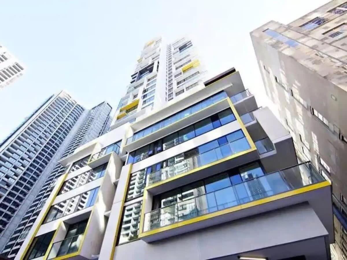 Apartment A Chic 2br Views Near Southern Cross *