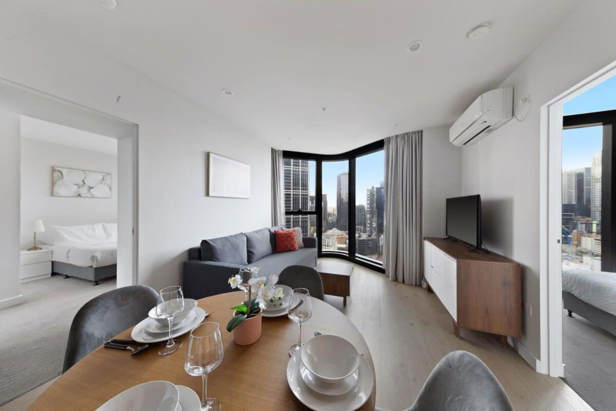 A Chic 2br Near Cbd W Free Parking Melbourne