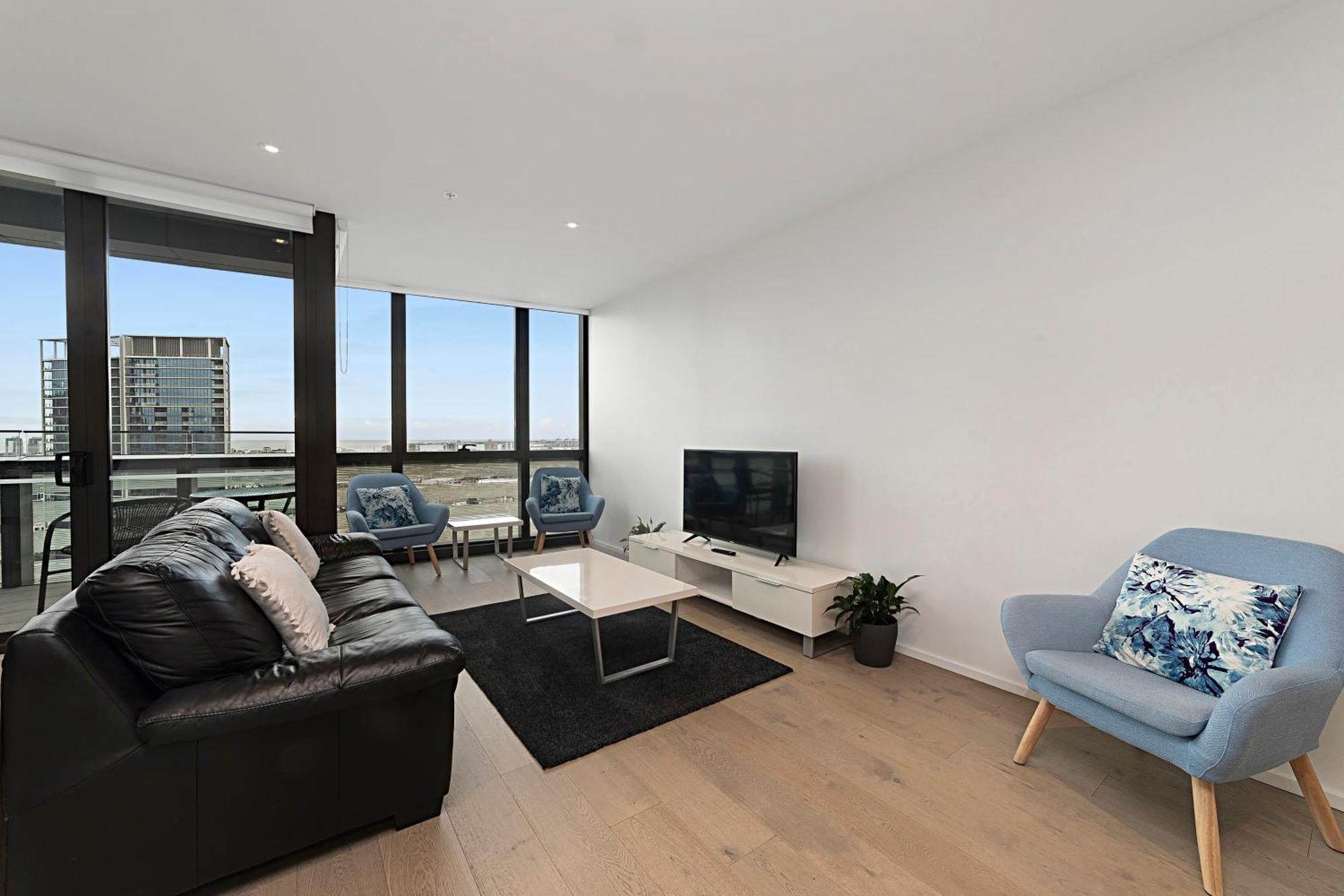Lifestyle - Views On Collins Apartment