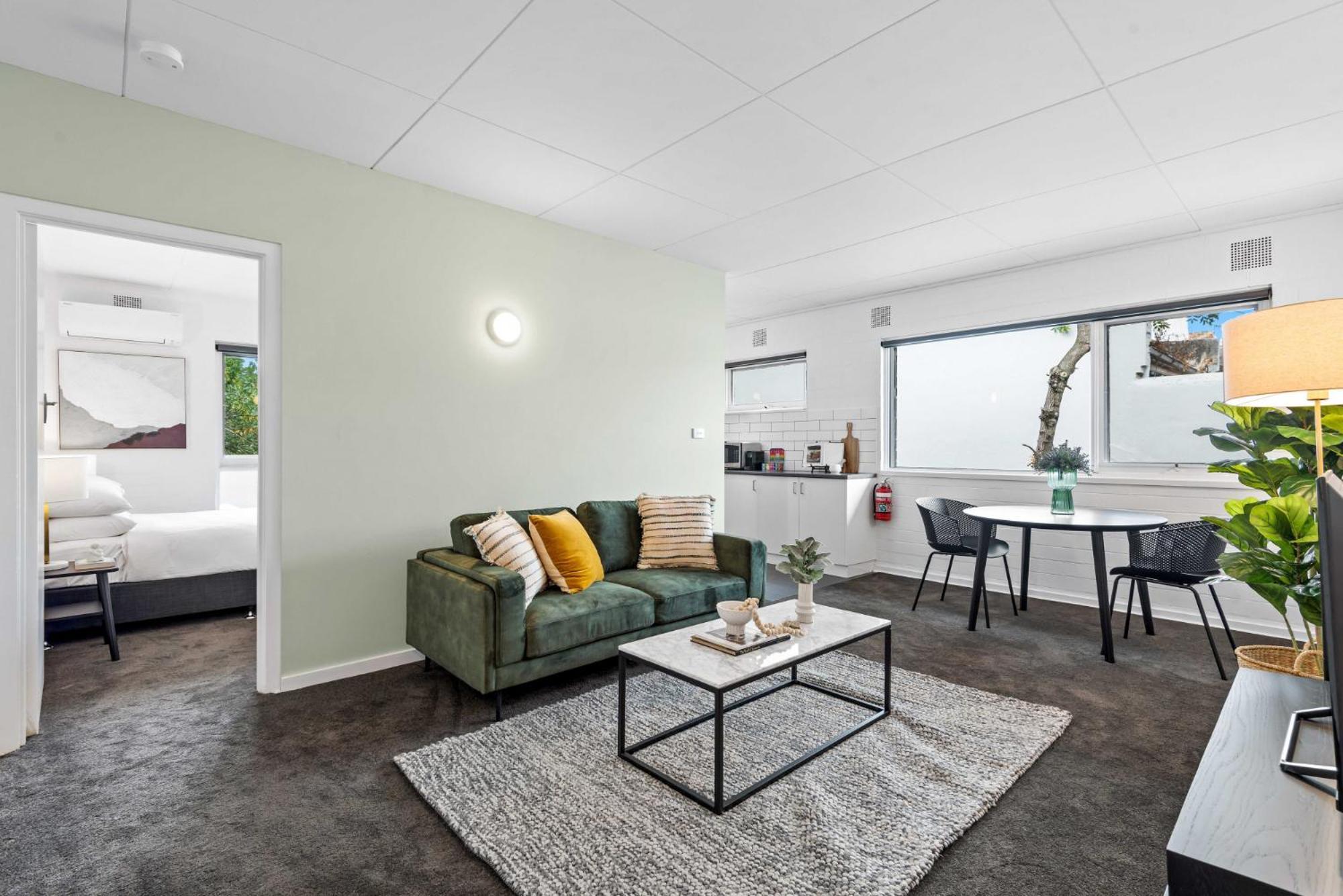 Superb 1-bed Unit With A Generous Balcony *