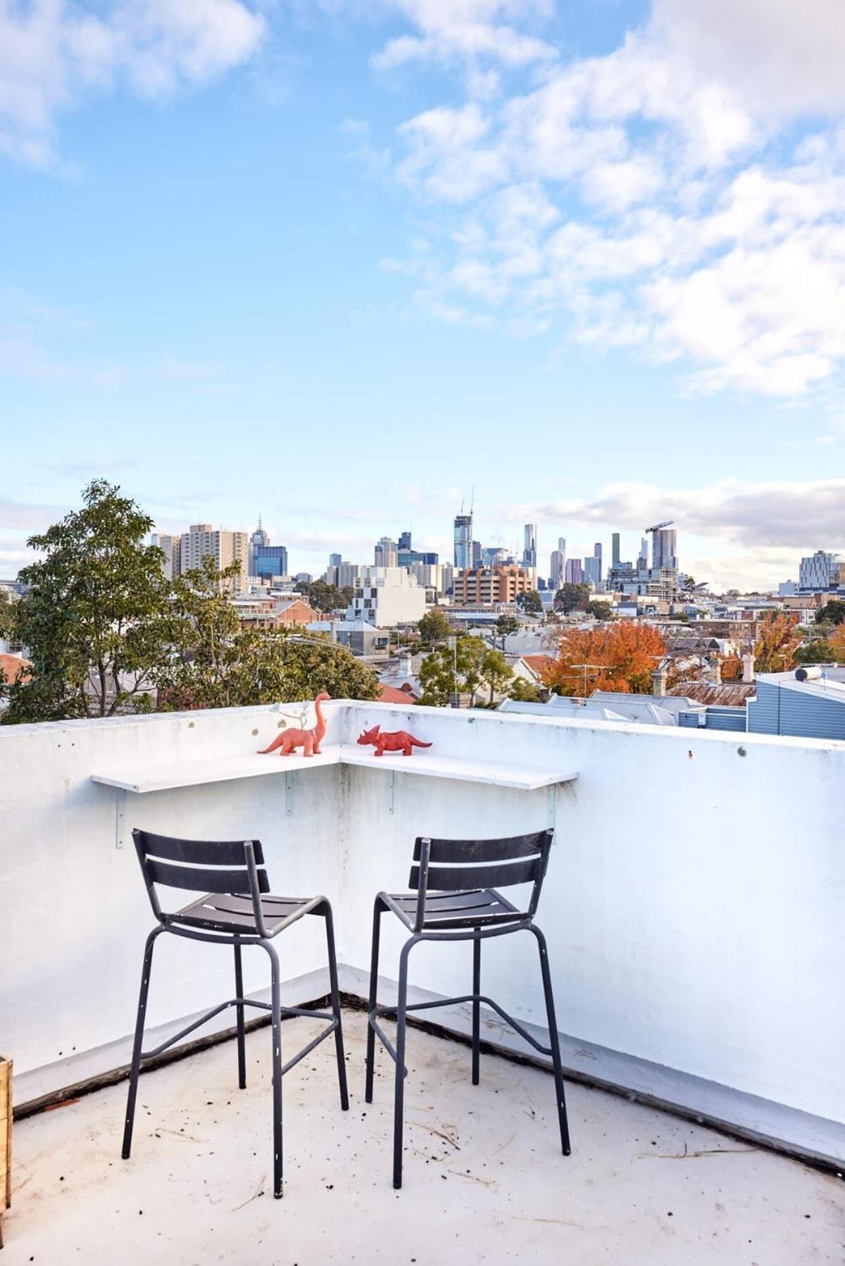 Classic Collingwood Modern Apartment Melbourne