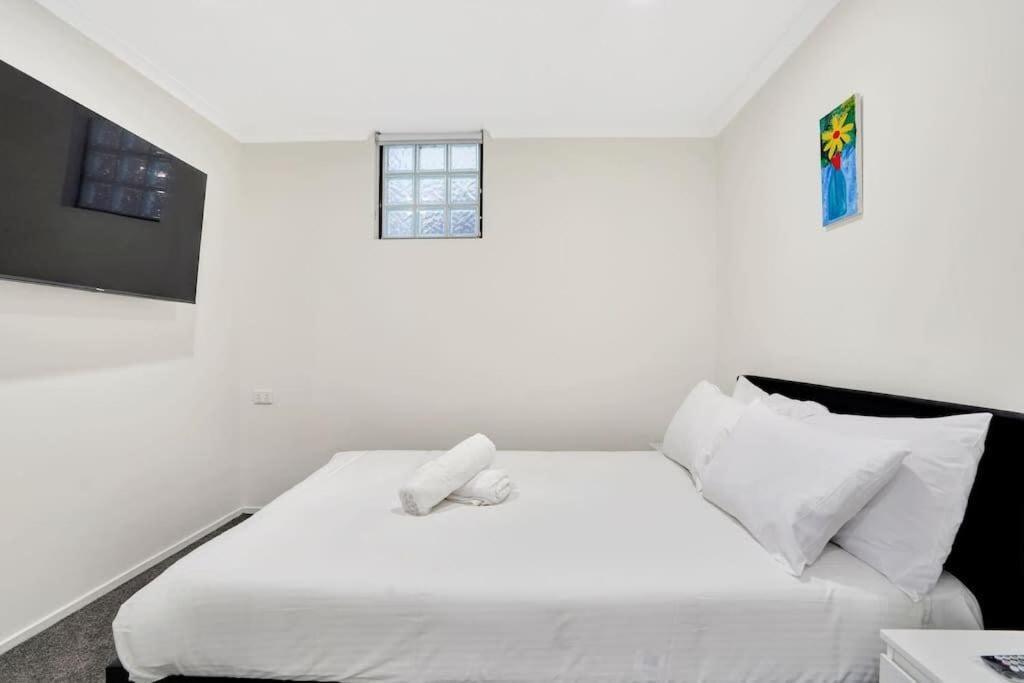 Gem In Heart Of Cbd * Melbourne