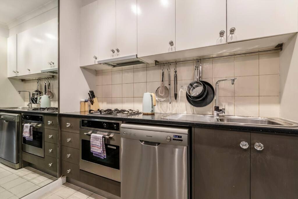Luxury On Flinders Lane