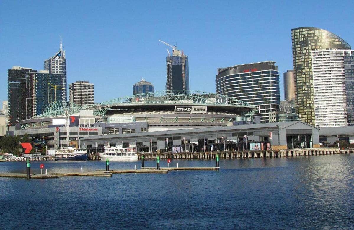 A Stylish 2br With Free Parking * Melbourne