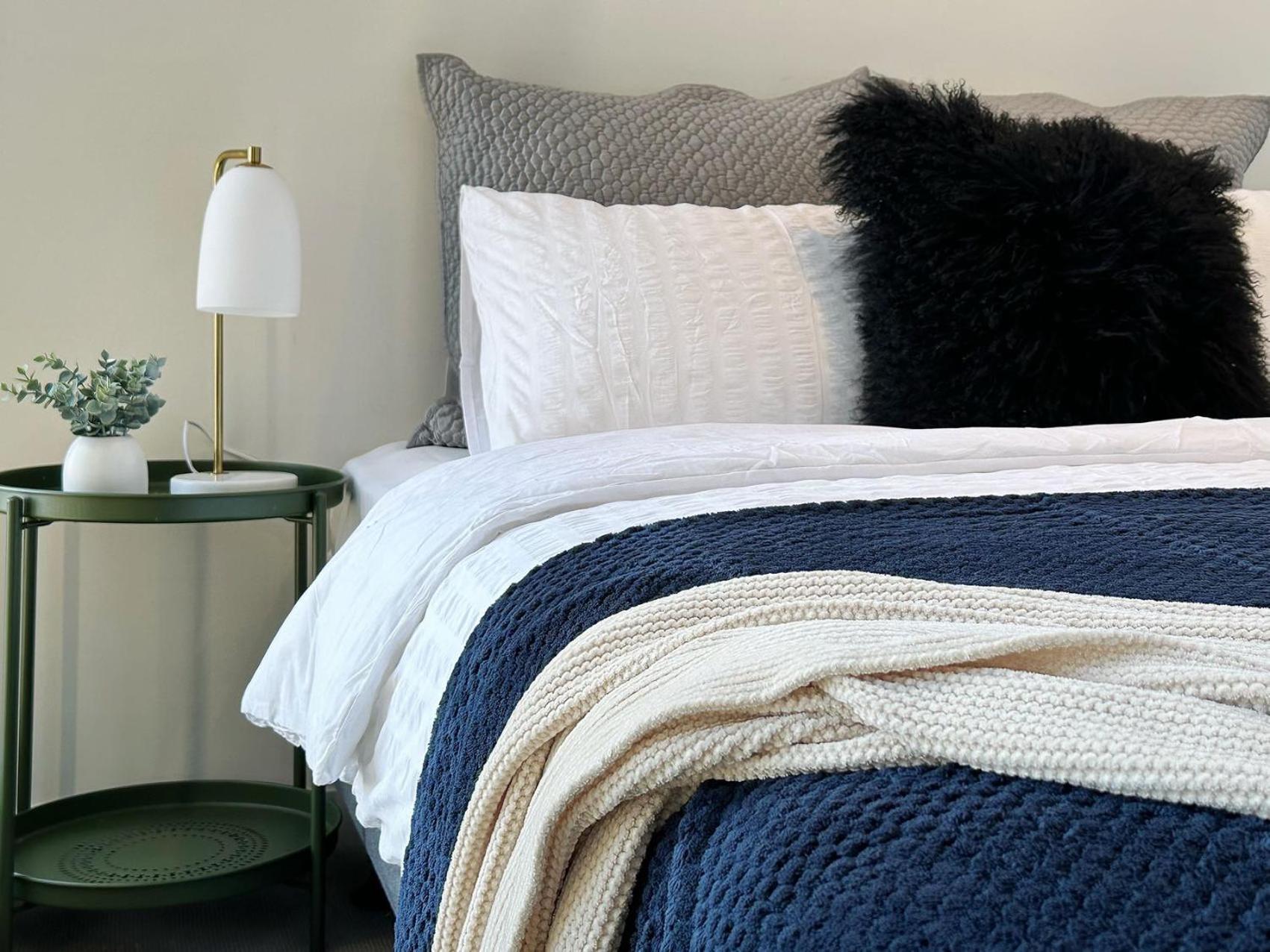 Cbd Cozy 2br Apartment Melbourne