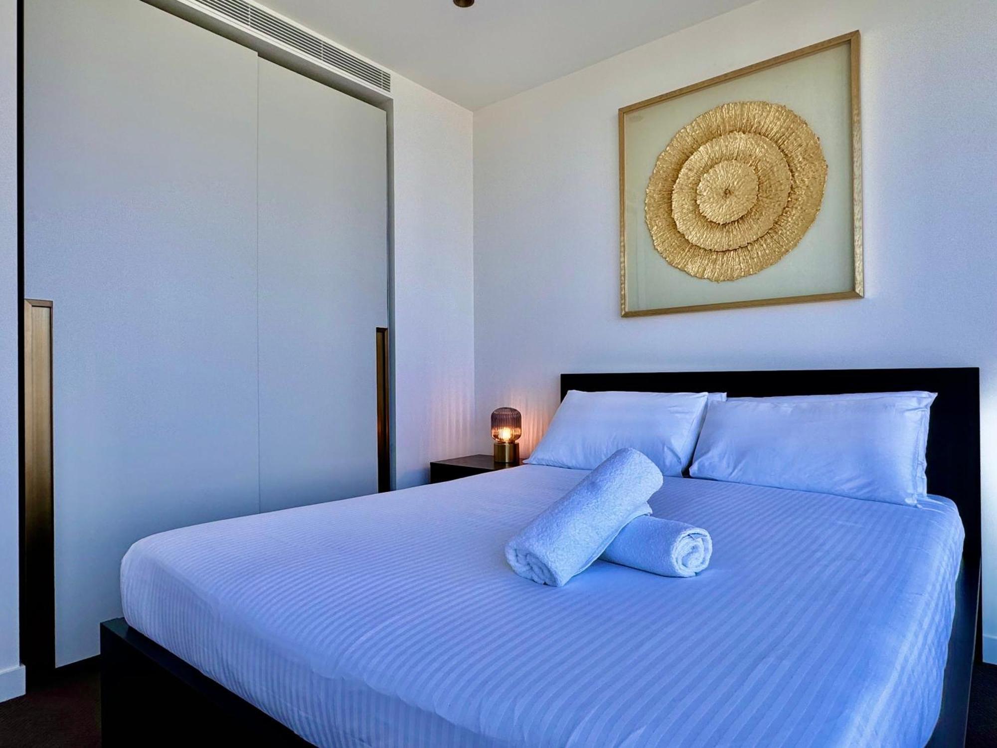 Sky High 3 Beds Apartment Melbourne