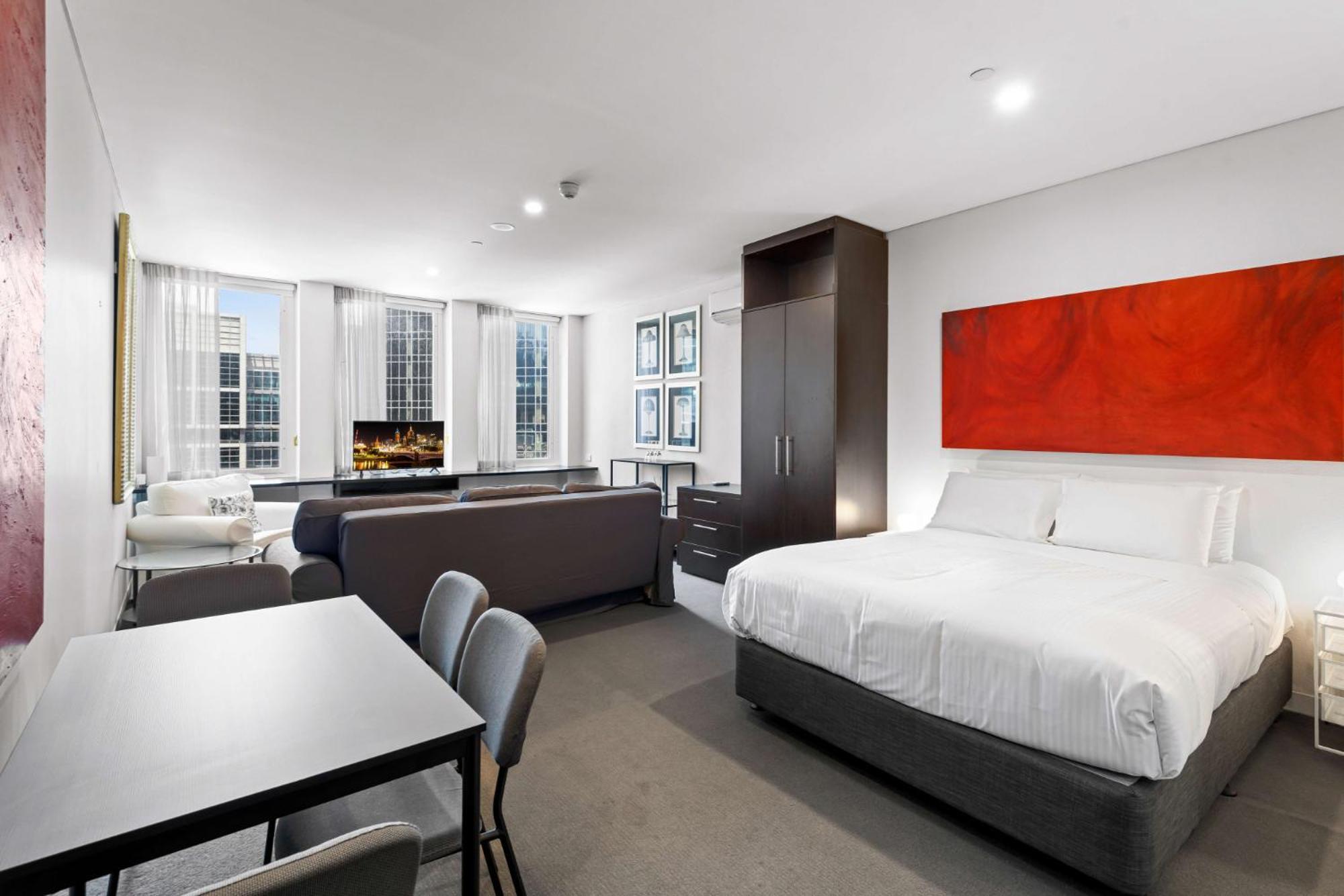 Cosy In The Centre * Melbourne