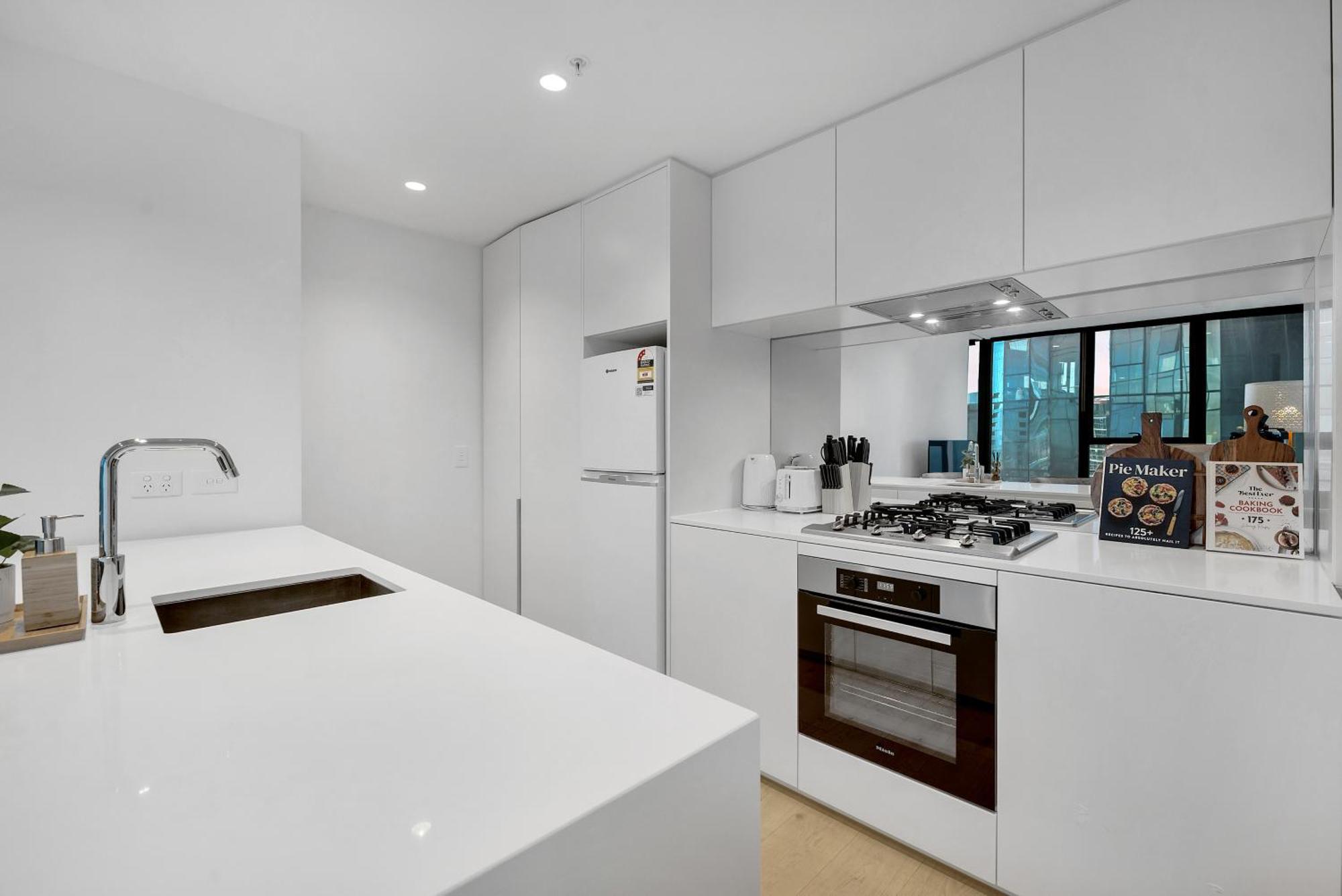 Apartment Square