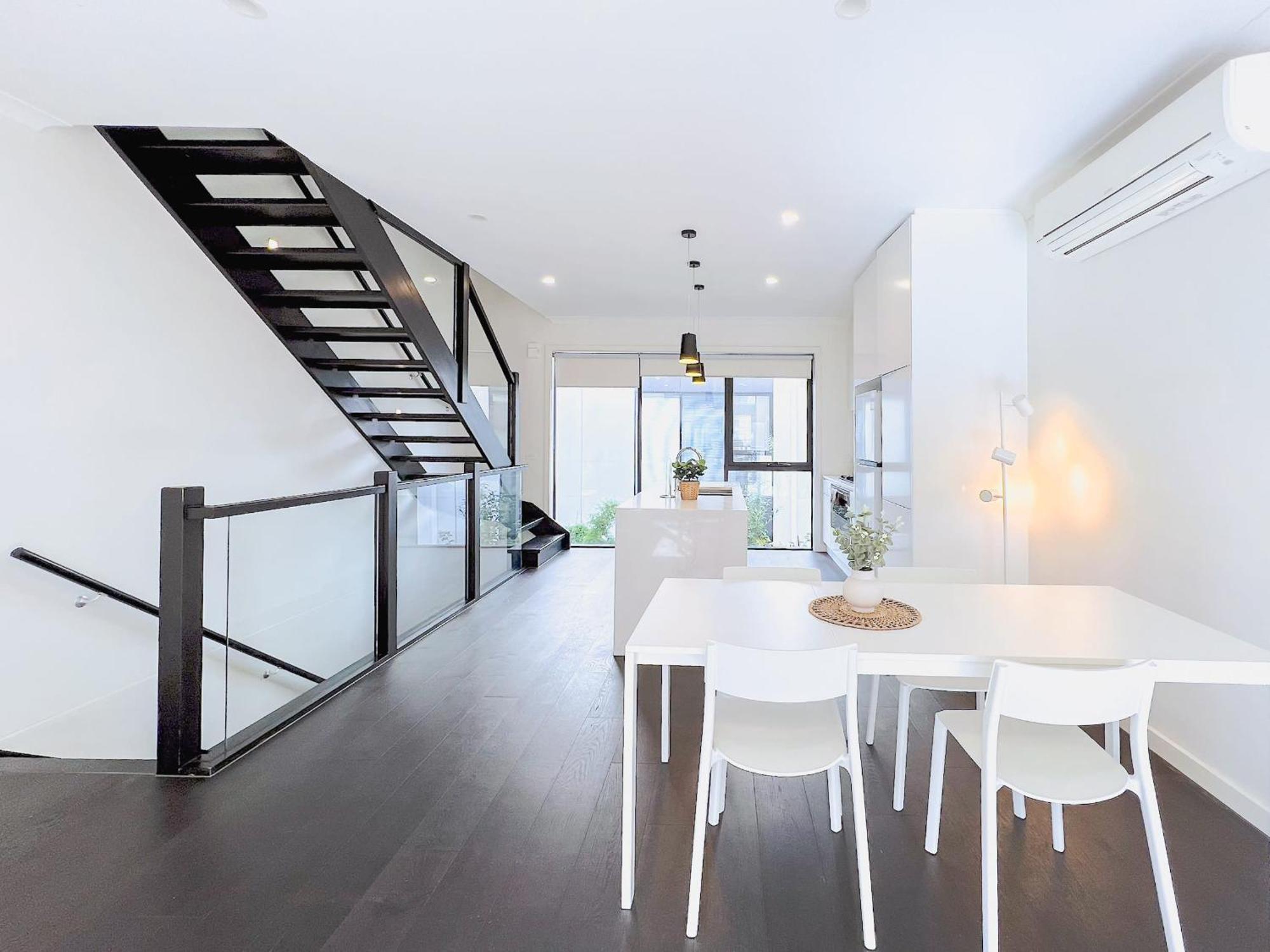 Holiday home Modern 3-level Townhouse Freeparking *