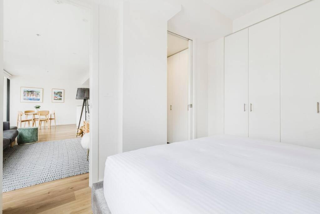 Bay Street Terrace - Spacious Indoor-outdoor Design Melbourne