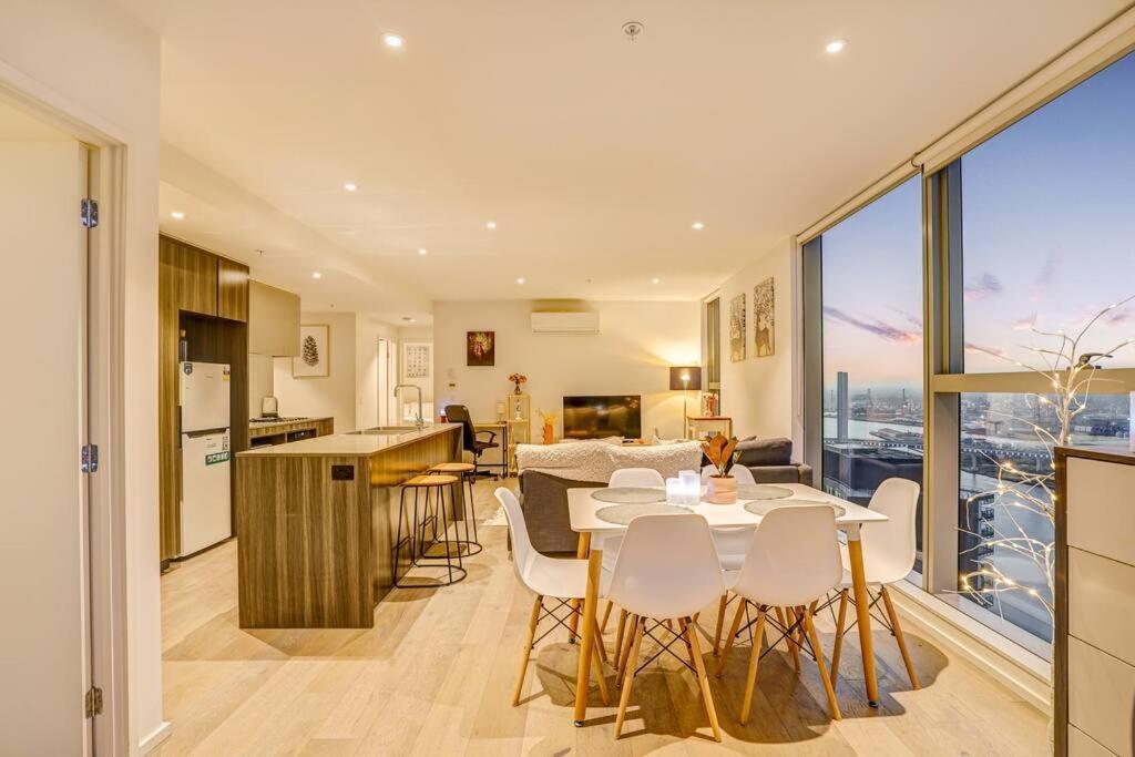 Apartment Sub-penthouse 3b2b2carpark City-harbor View