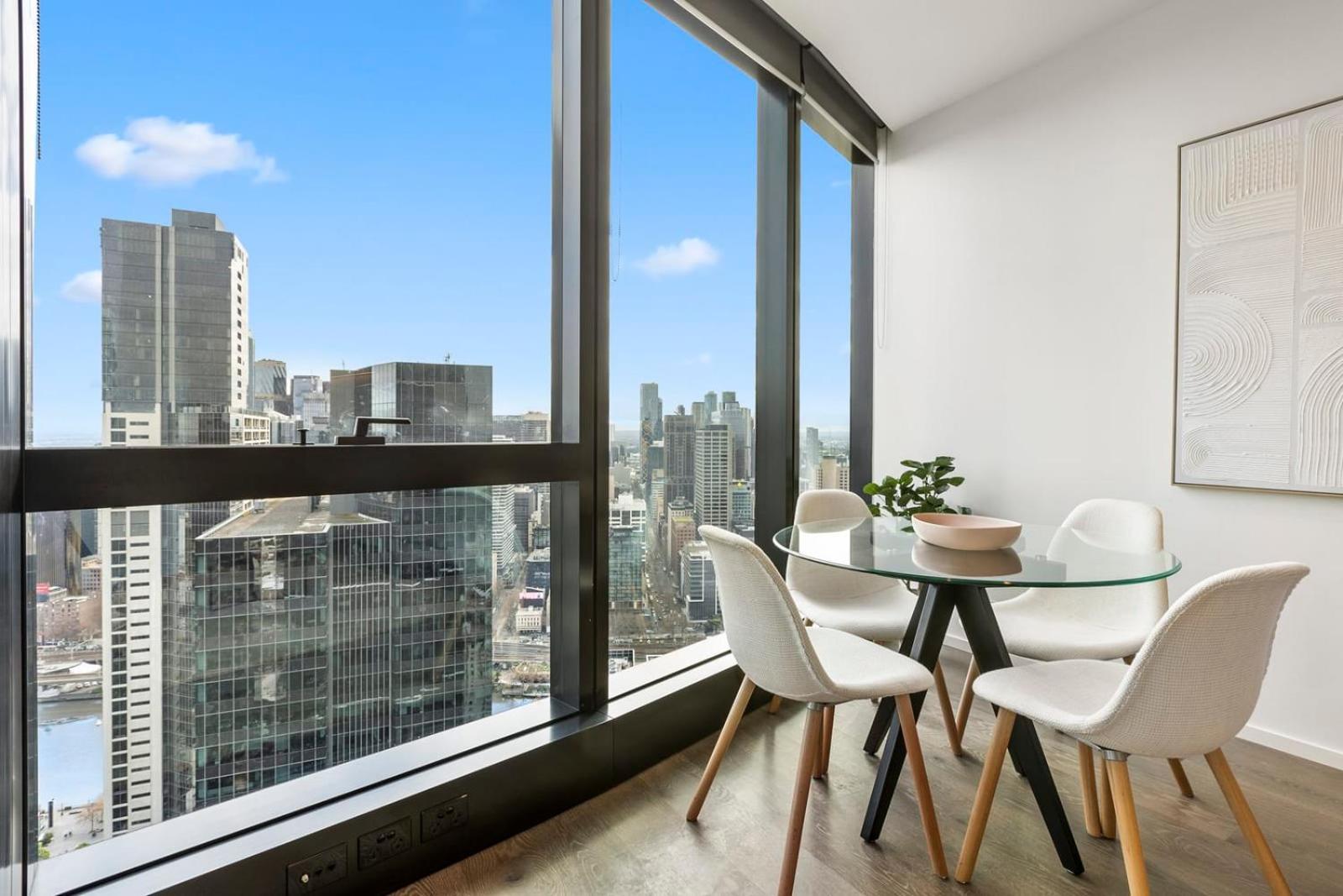 Apartment 1 Bedroom With Breathtaking Views