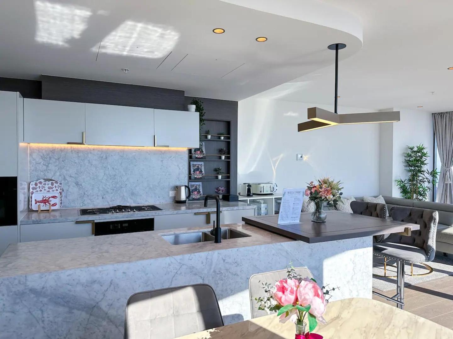 Lvl 76 Skyline Modern Luxury 3 Bedroom In Cbd Apartamento *
