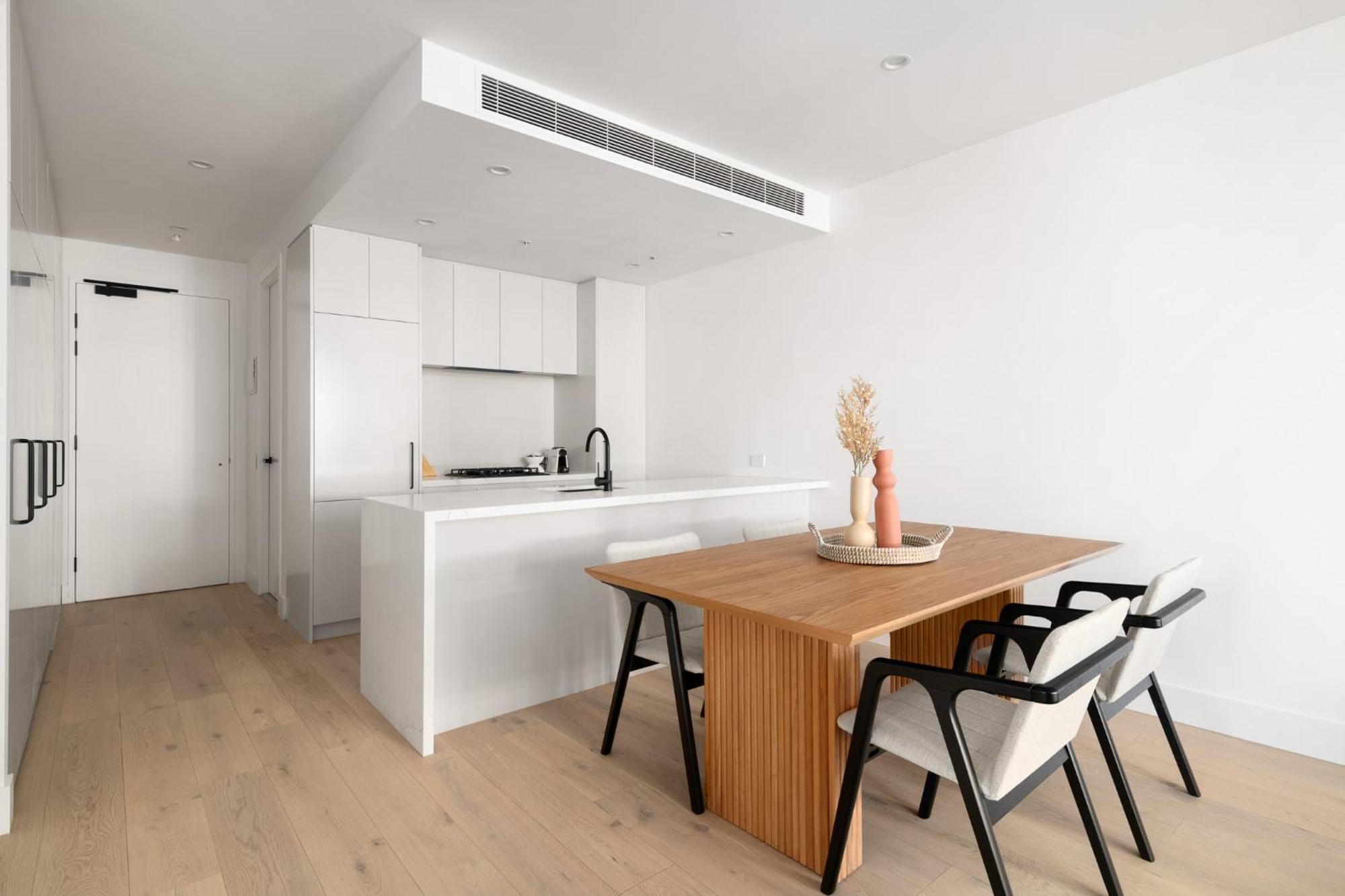 Urban Rest Richmond Swan Street Apartment *