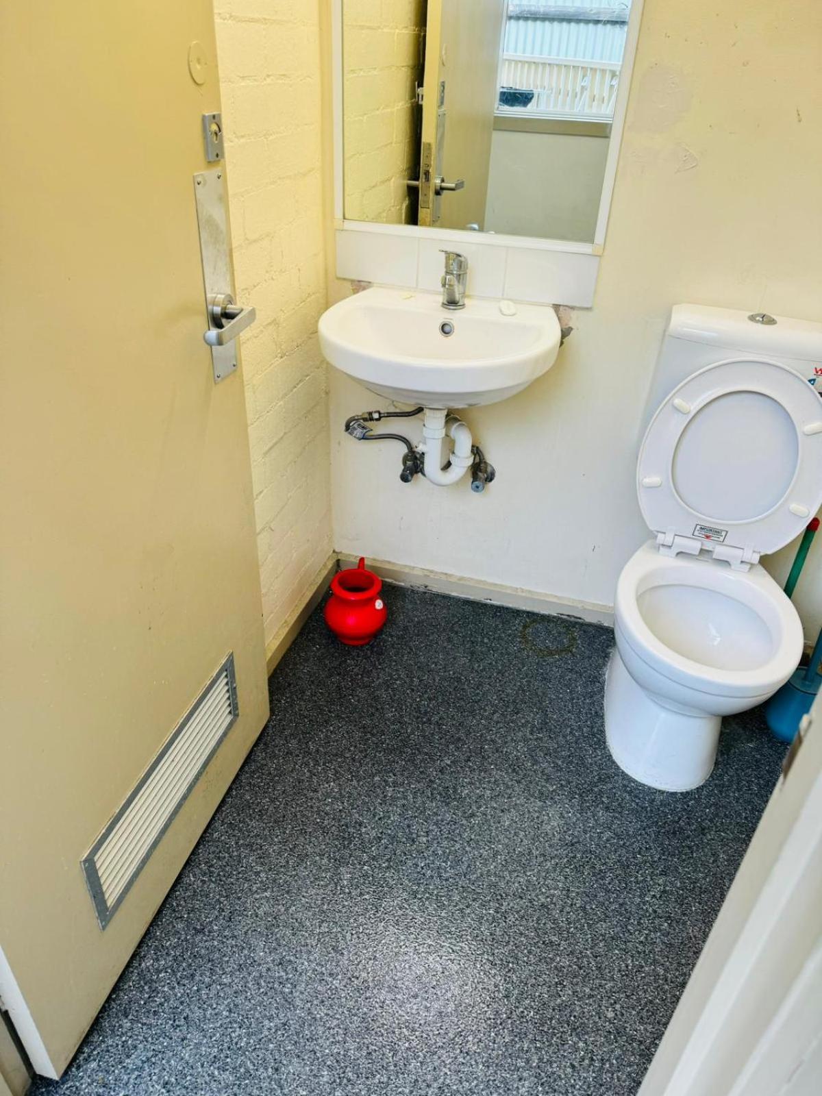 Ausis Services Collingwood 01 Melbourne