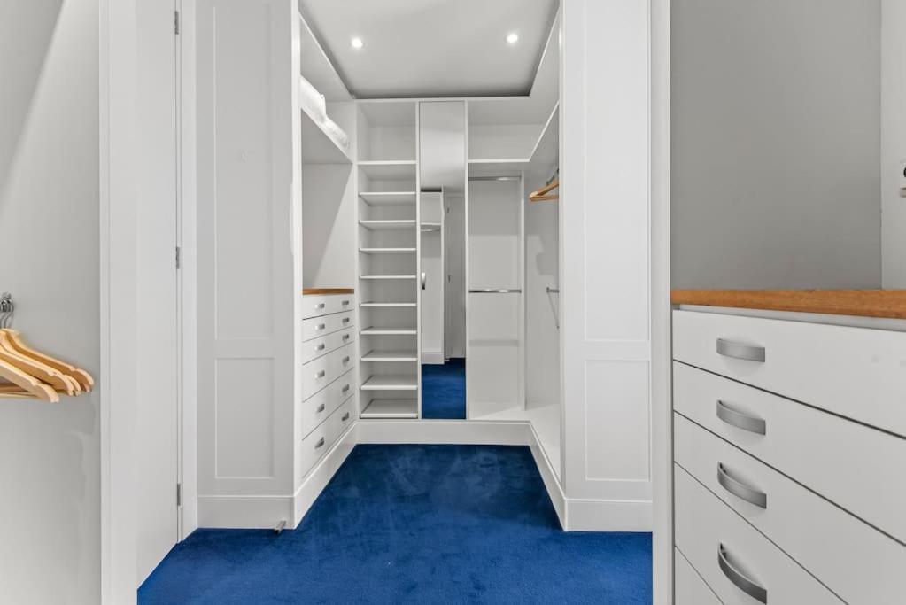 Holiday home Stunning Executive Townhouse In Richmond *