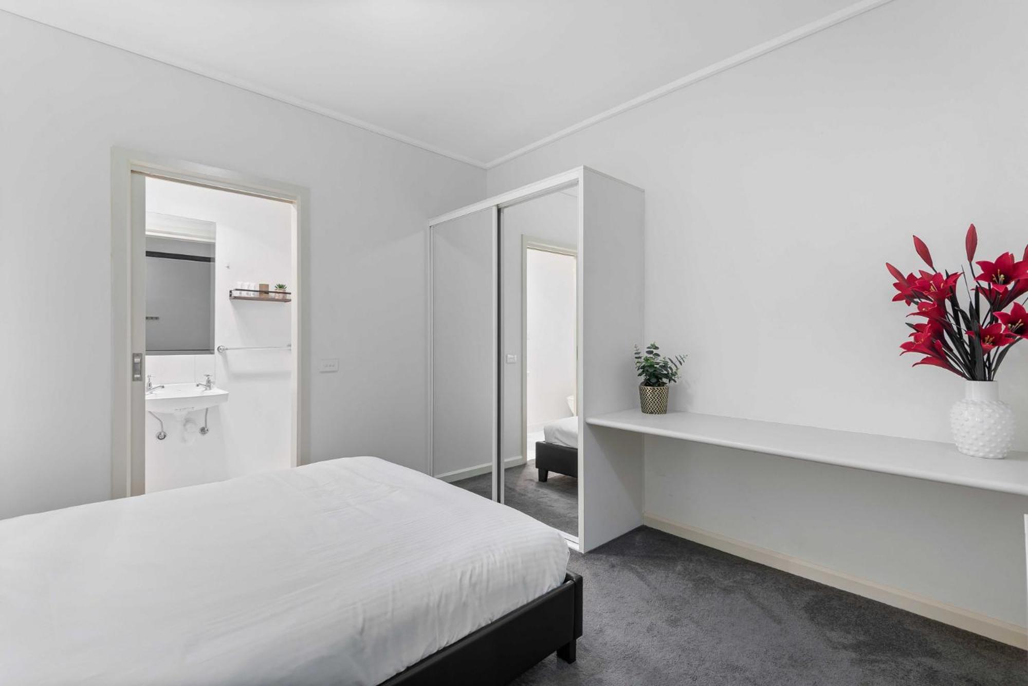 Cosy 1-bed In The Heart Of Apartment Melbourne