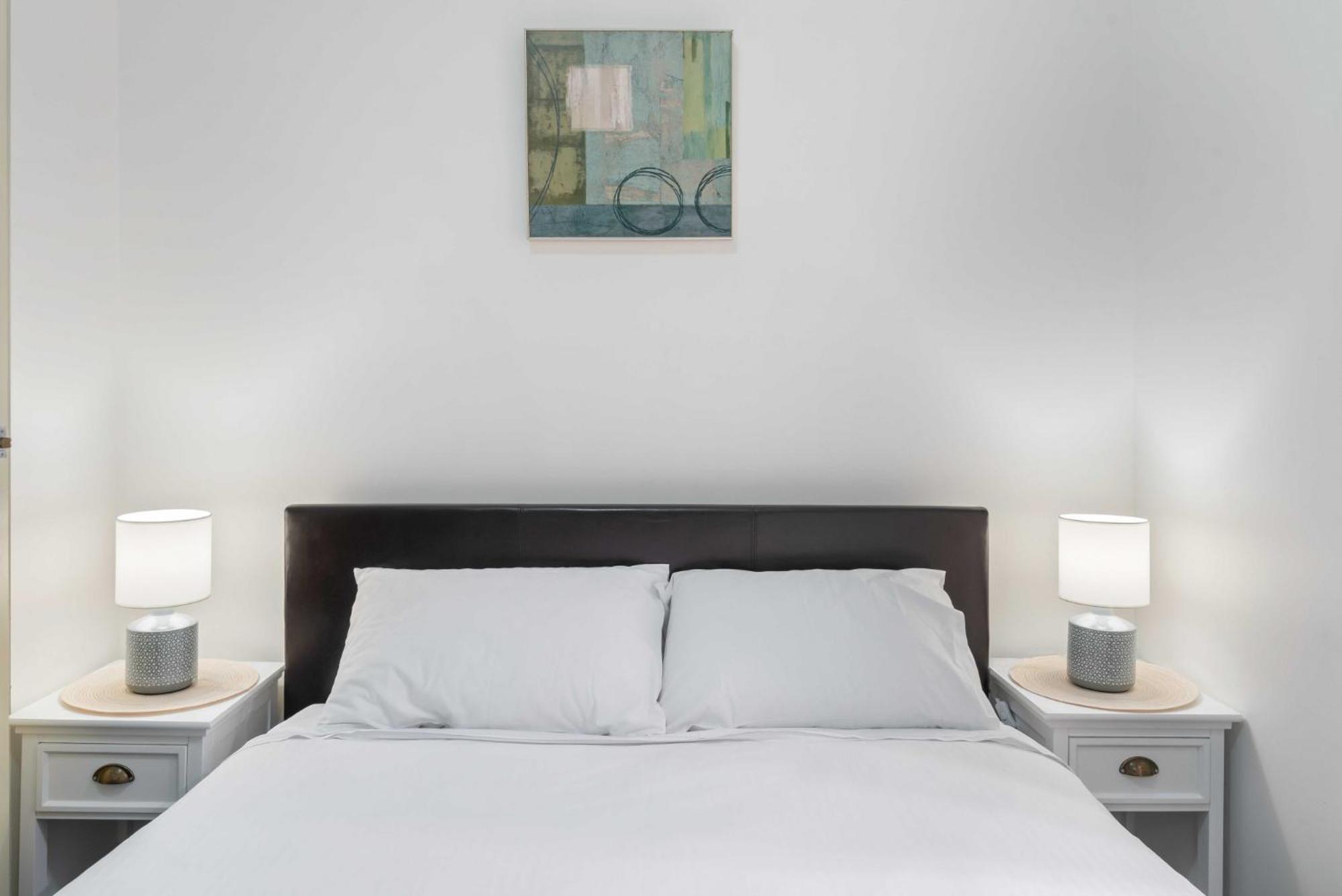 Cosy 1-bed In The Heart Of Apartment