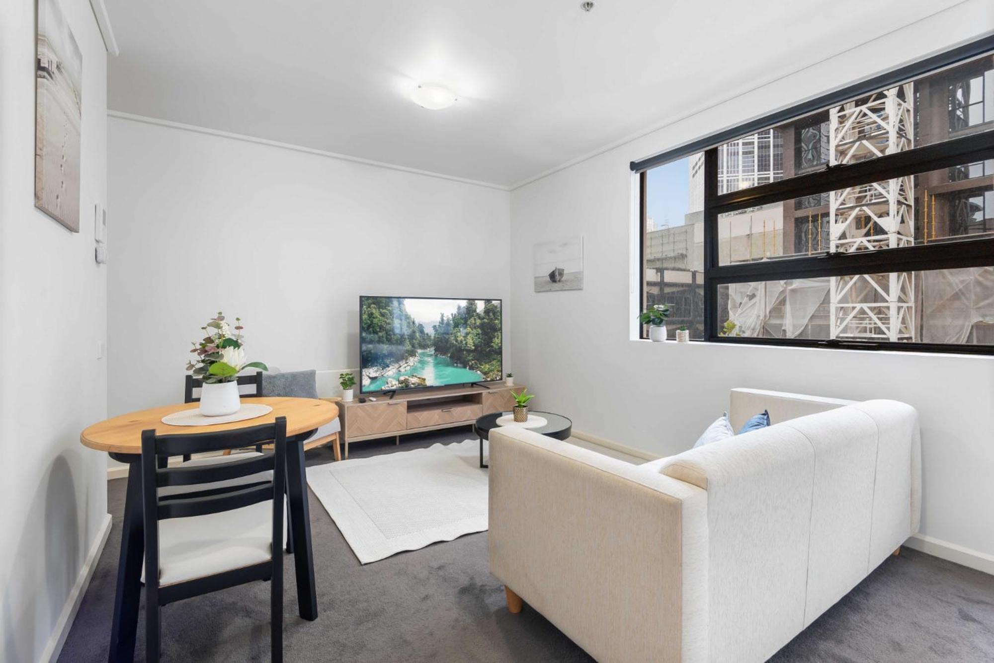 Cosy 1-bed In The Heart Of Apartment *