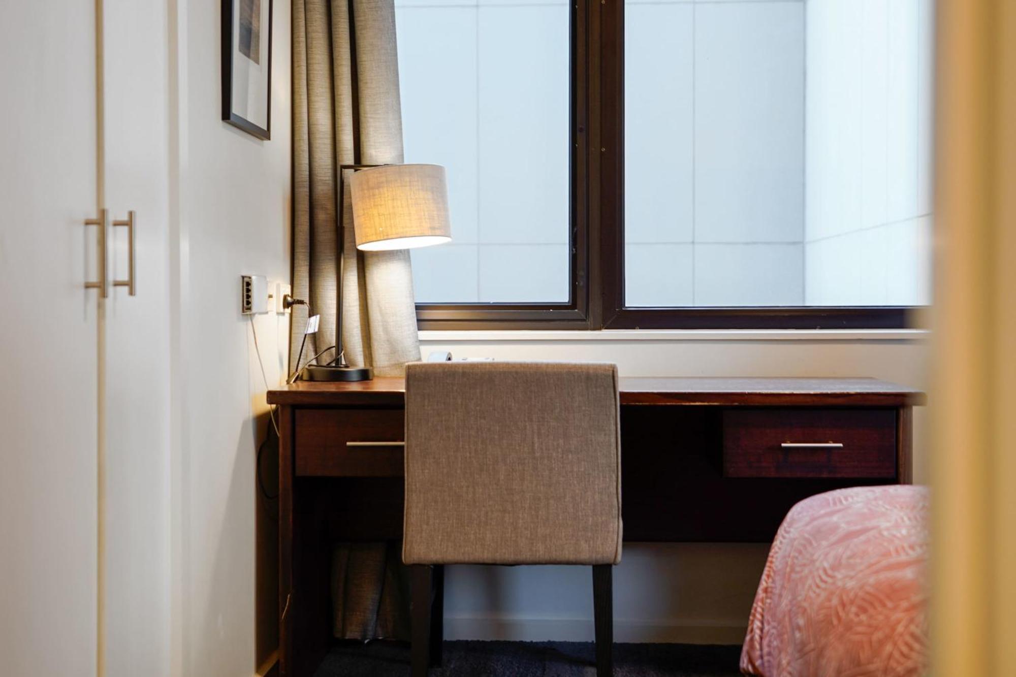 Holiday In The Heart Of Cbd Melbourne
