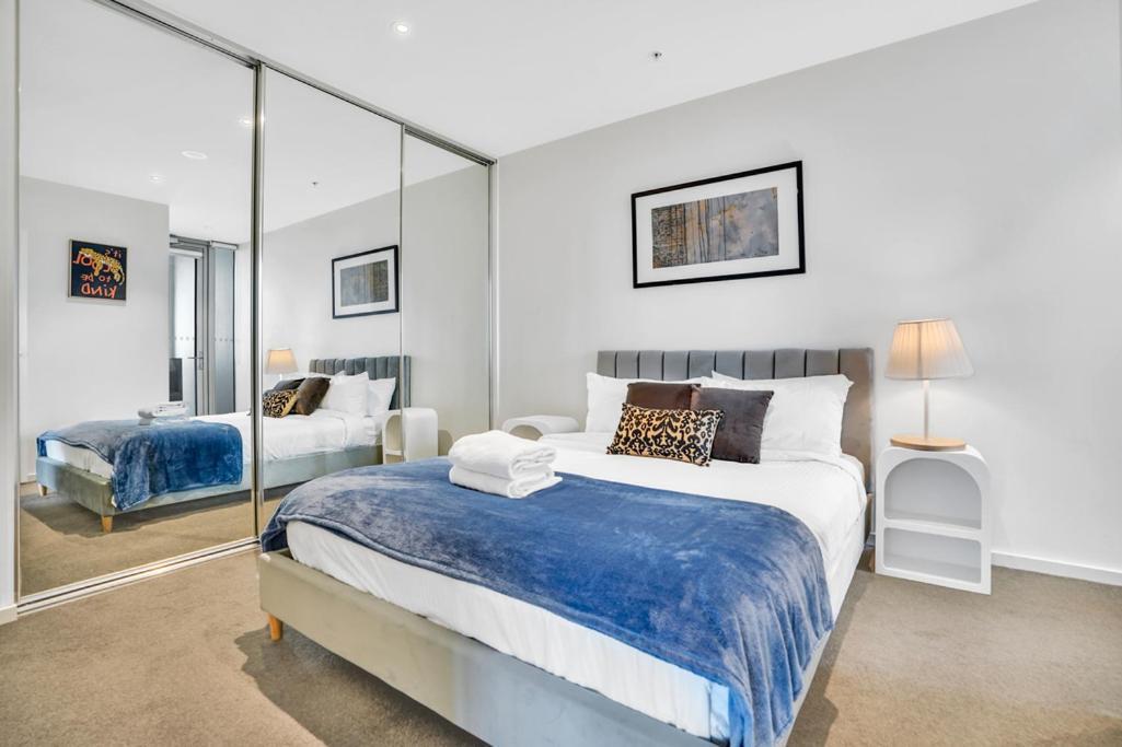 Apartamento Sub-penthouse Stunning With Water Frontage 3b2b1c Melbourne