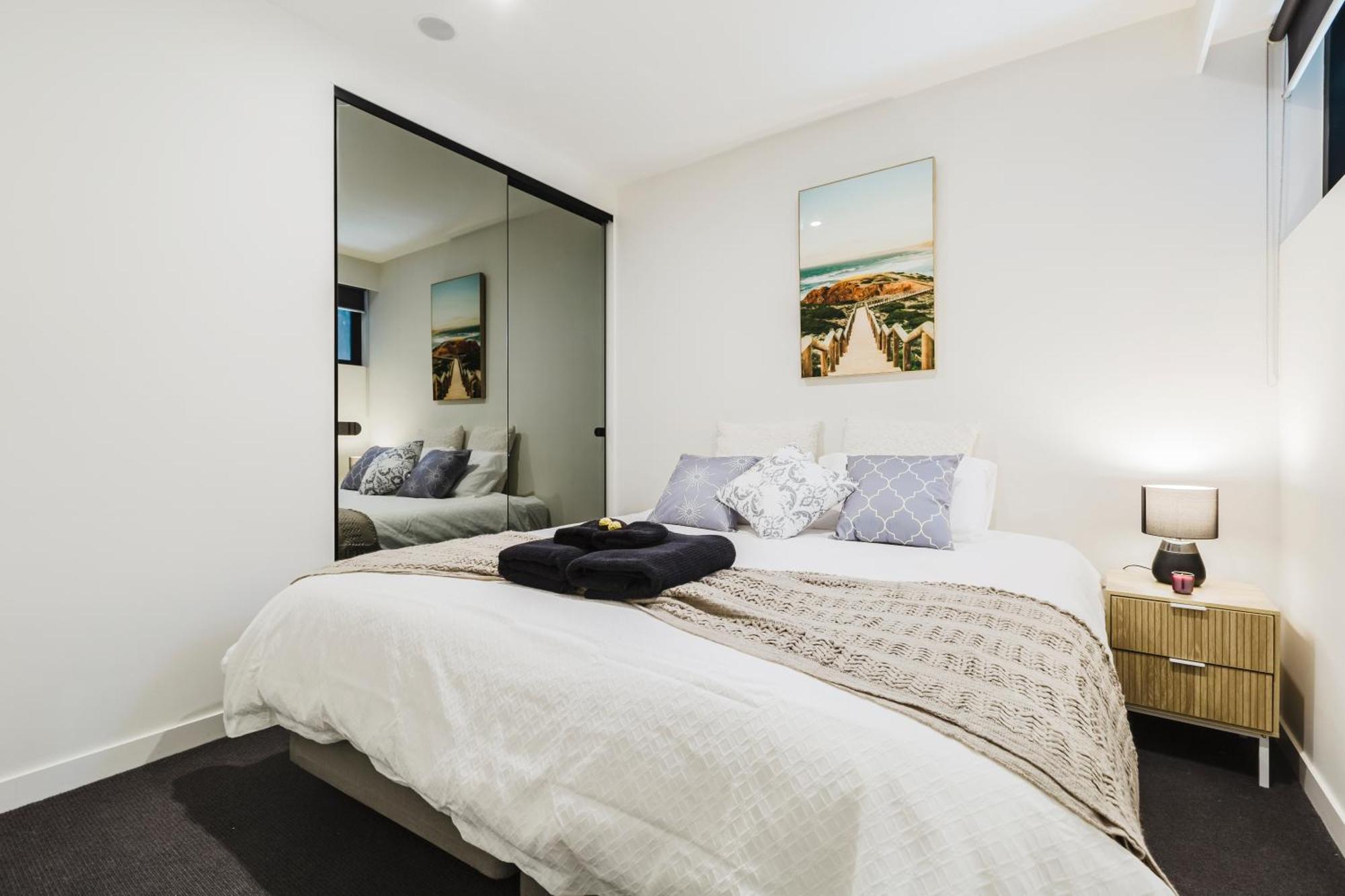 Apartment Cbd Oasis Free Parking Wifi Theatre Chntwn Trams Melbourne