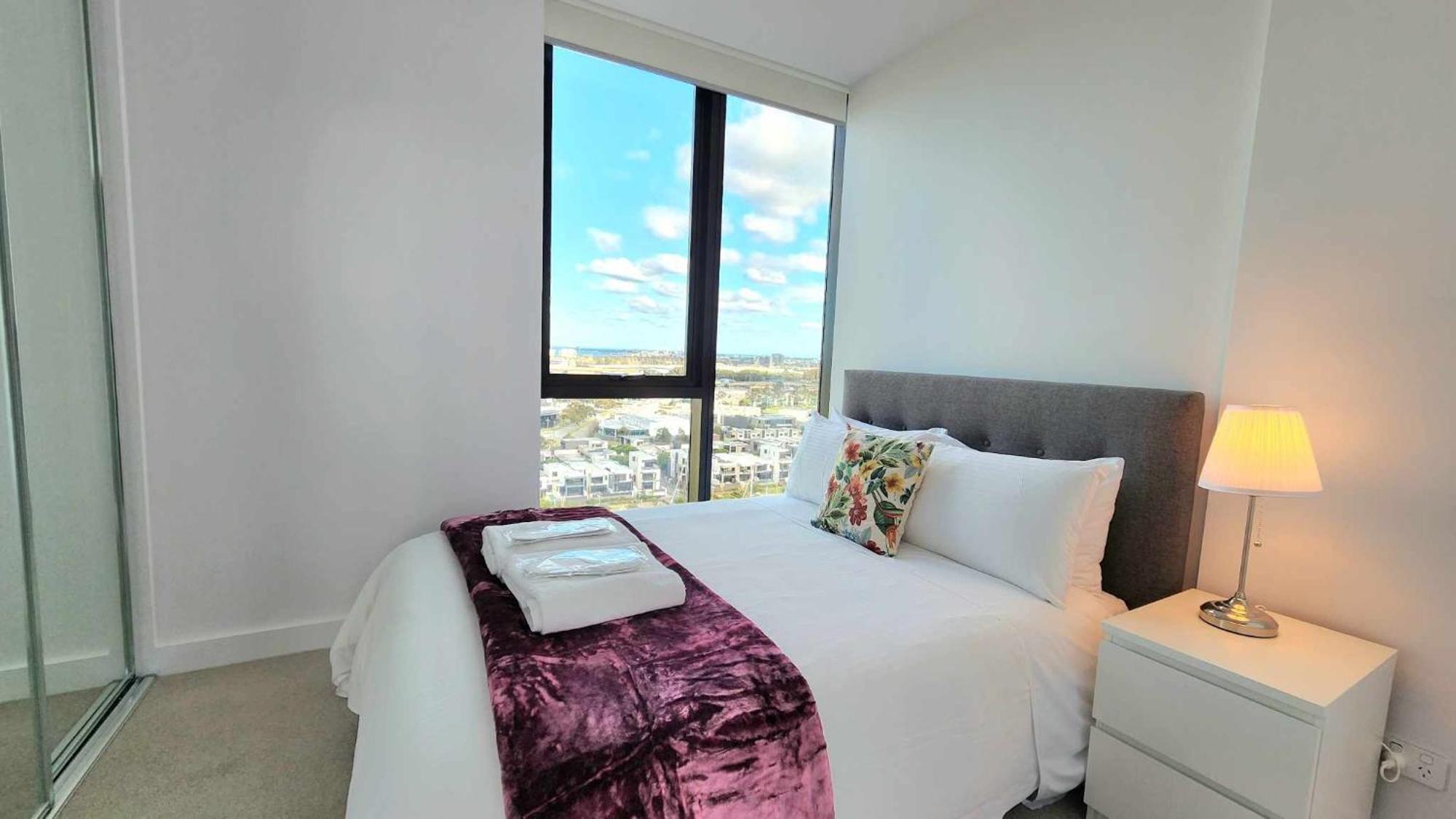 Apartment Lifestyle - Views On Collins Melbourne