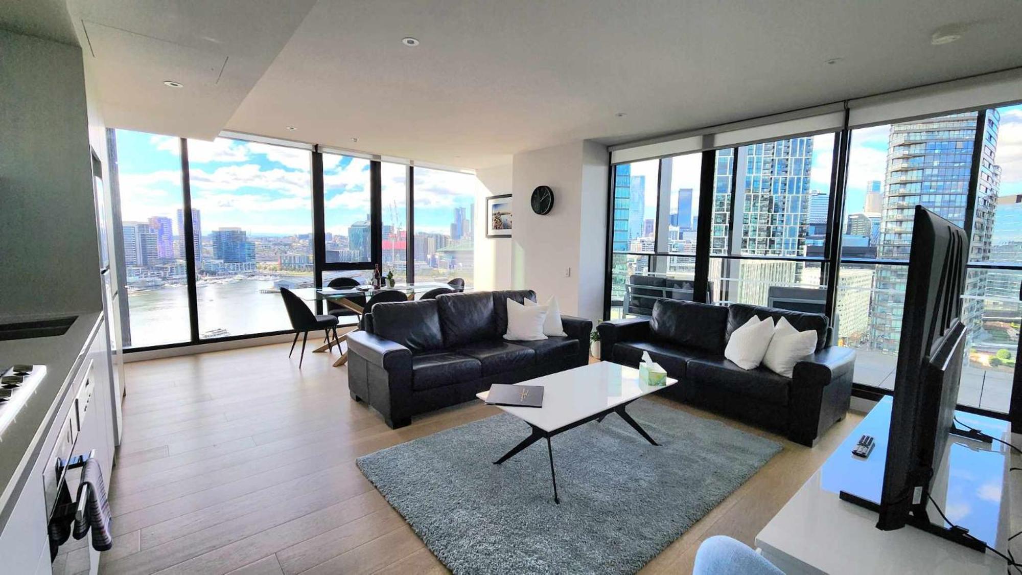 Lifestyle - Views On Collins * Melbourne