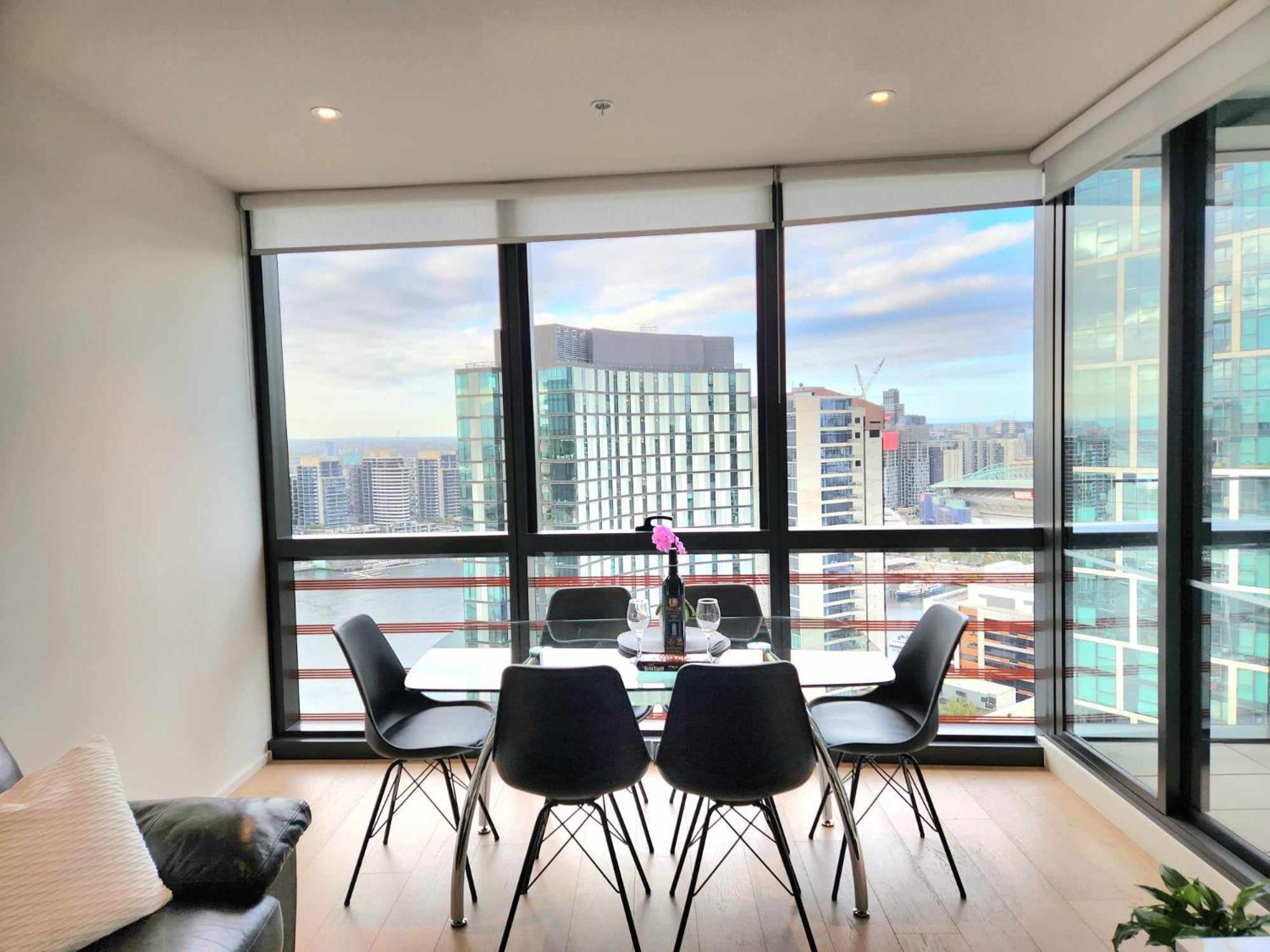 Apartment Lifestyle - Views On Collins *