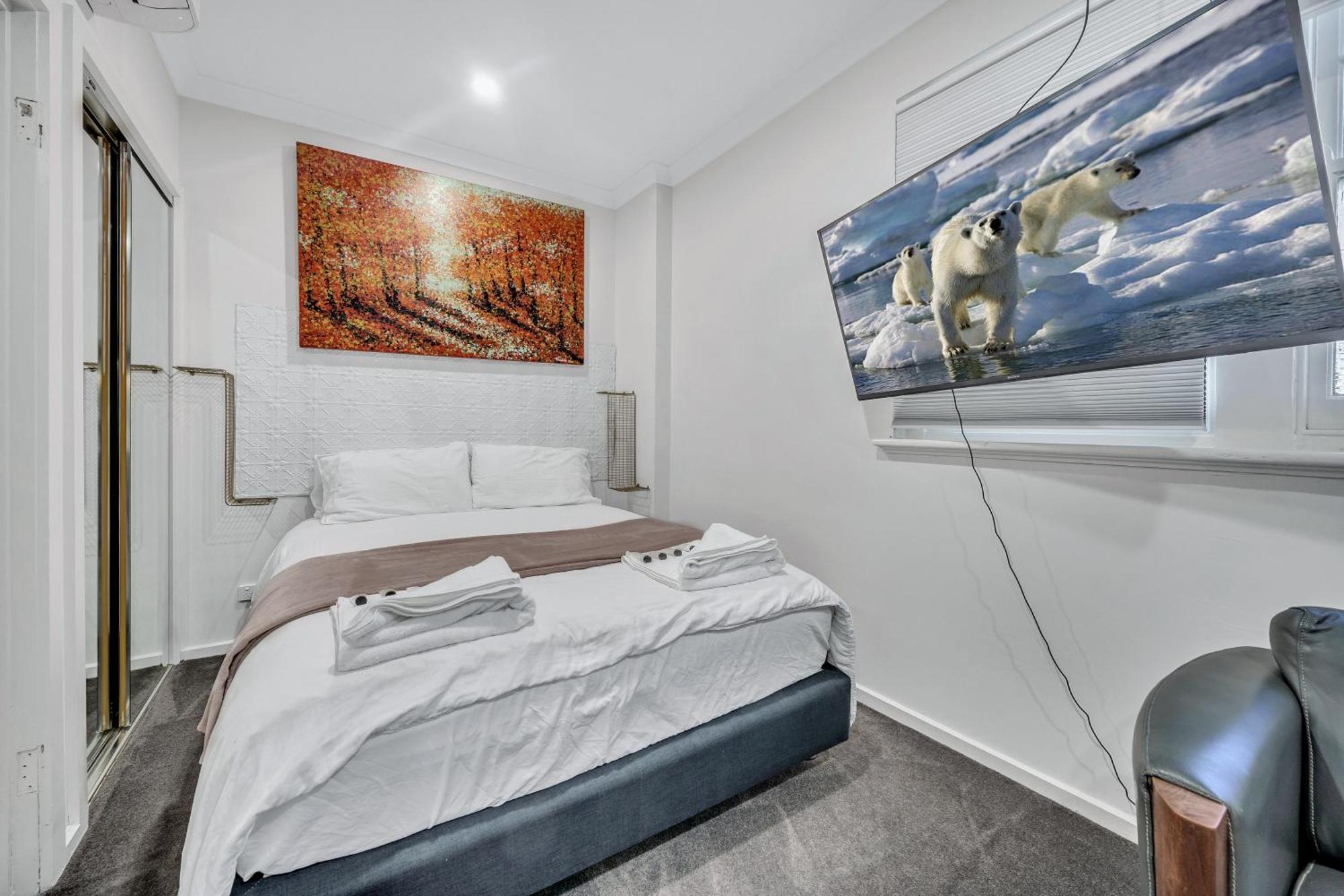 Grosvenor 3121 Richmond * Melbourne