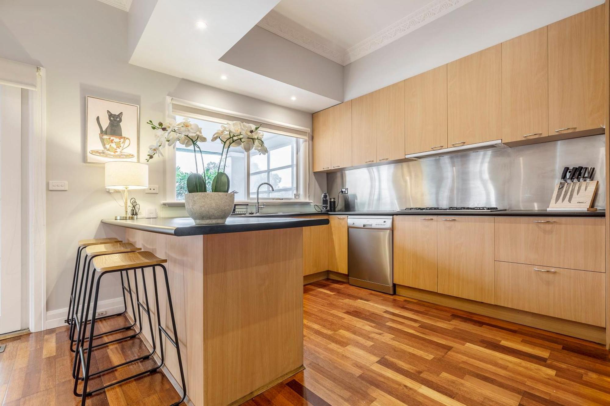 Vaquay El Karnak In Brunswick West Melbourne