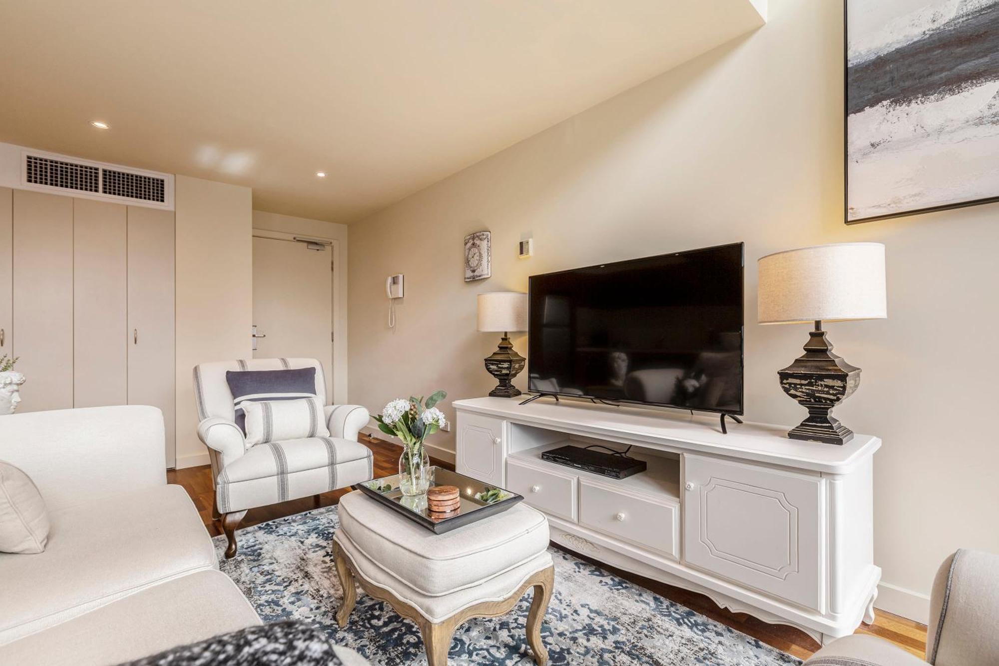 Vaquay Mon In Cbd Apartment *