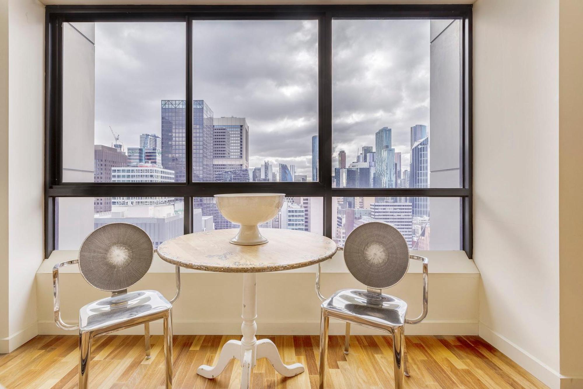 Vaquay Mon In Cbd Apartment