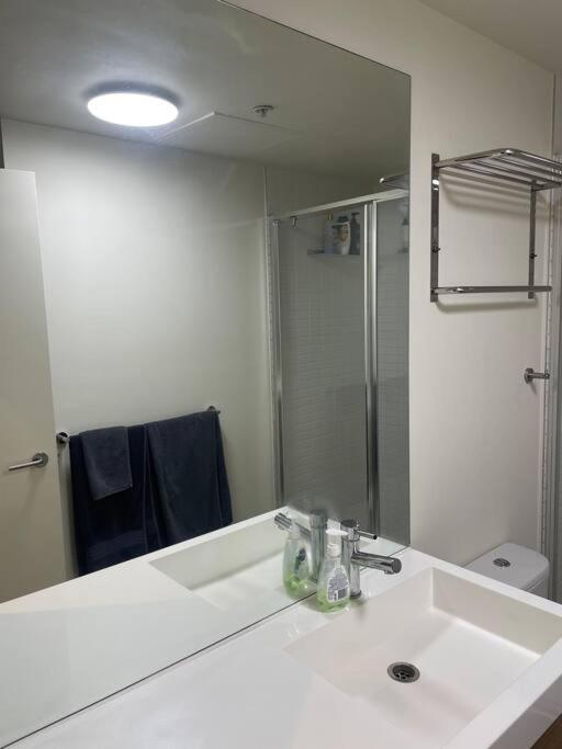 Spectecular View Yarra River Crown Complex Mcec Apartment Melbourne
