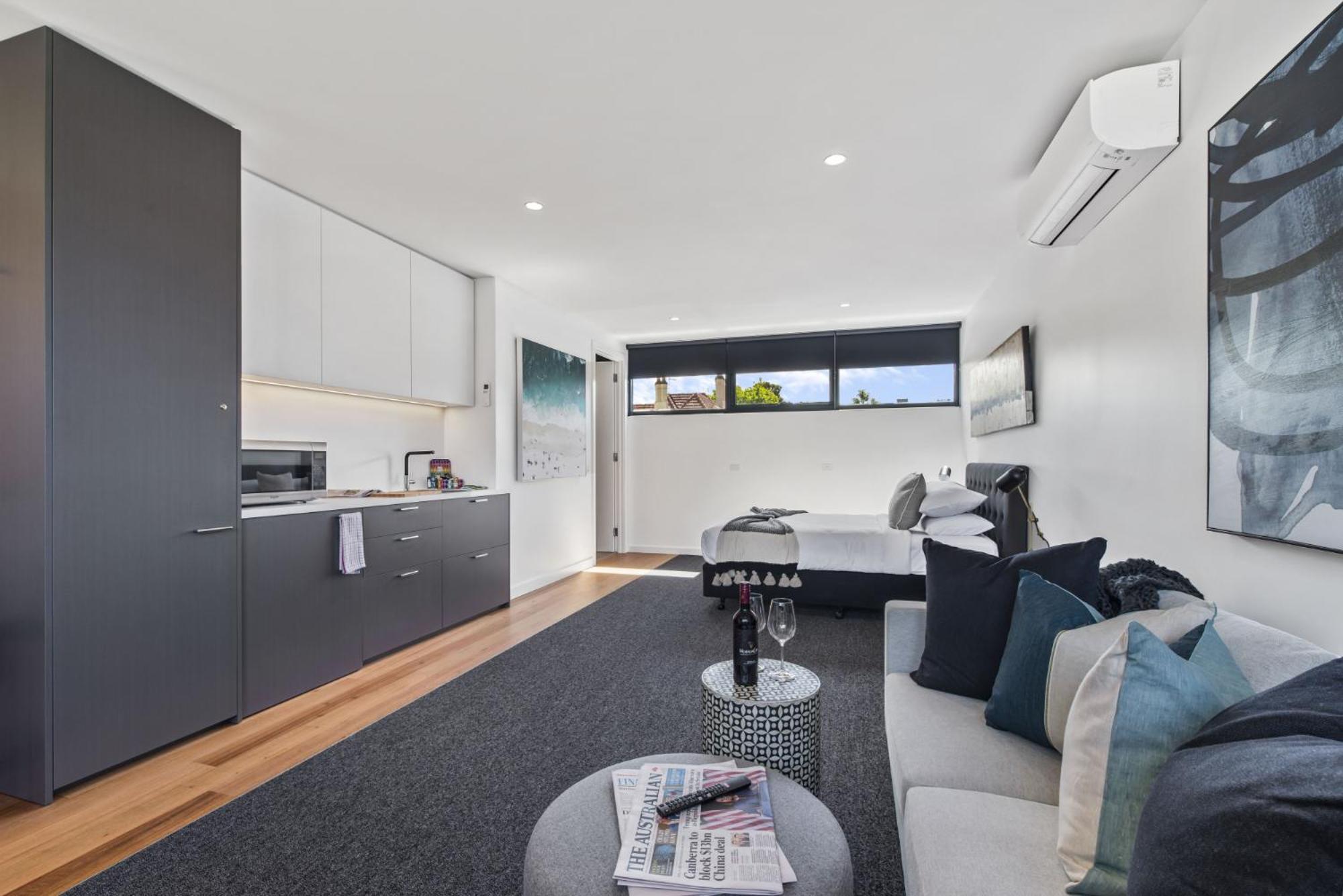Stylish With Great Amenities Near Beachside Apartamento