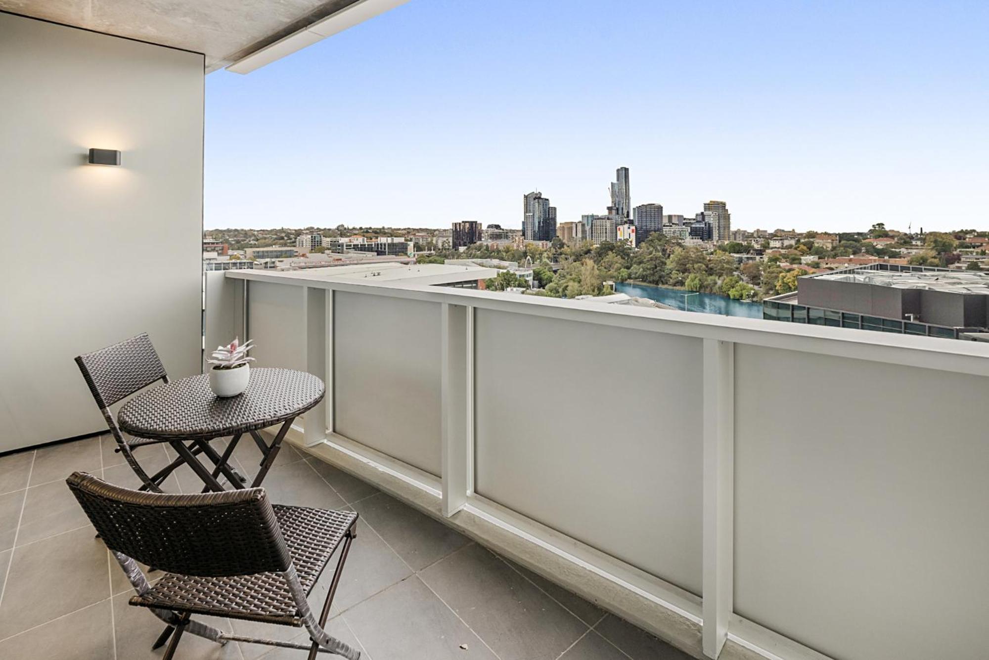 Apartment Modern, Executive 1 Bedroom With Balcony Melbourne