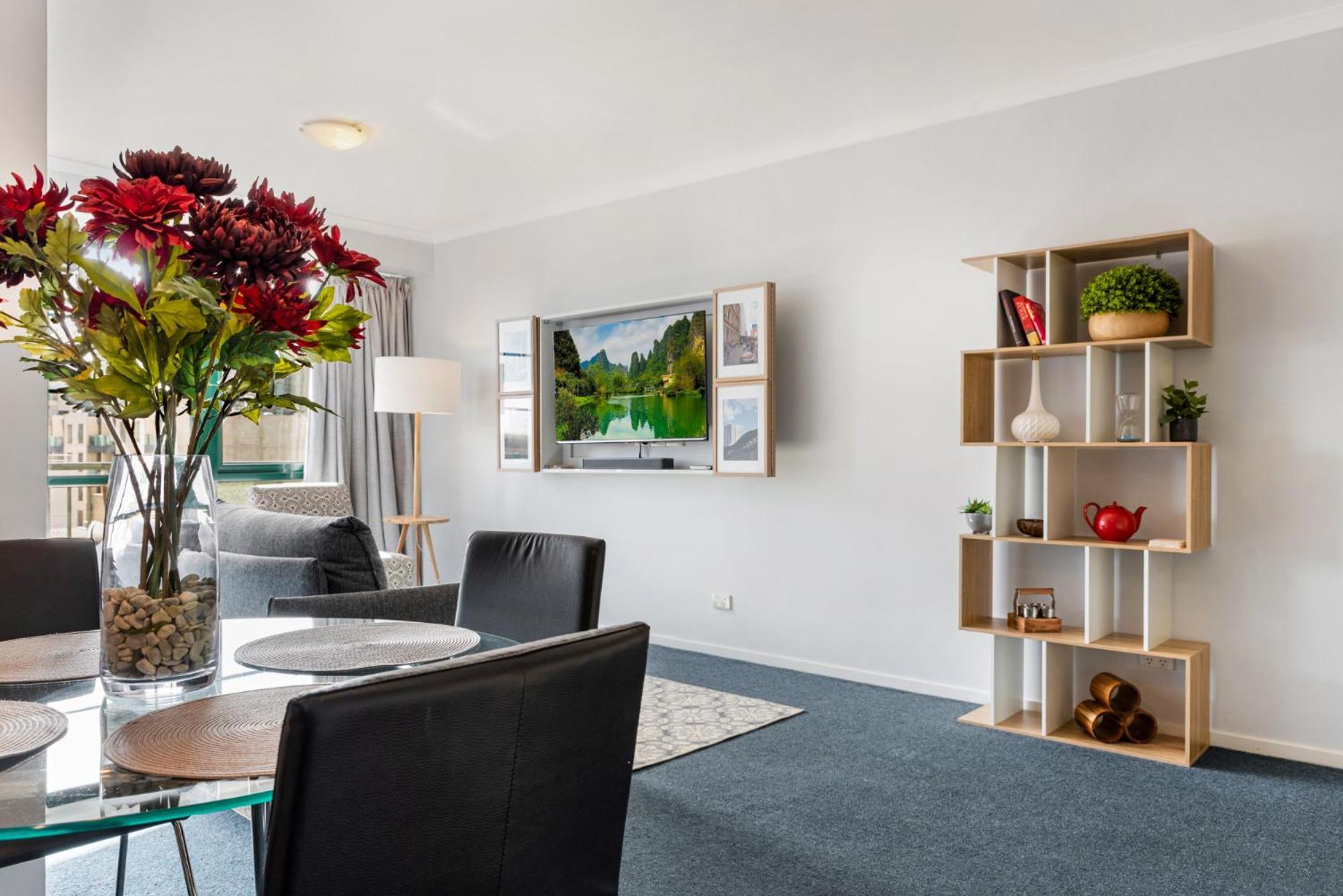 Family Unit With Balcony, Free Trams To Cbd Sights * Melbourne