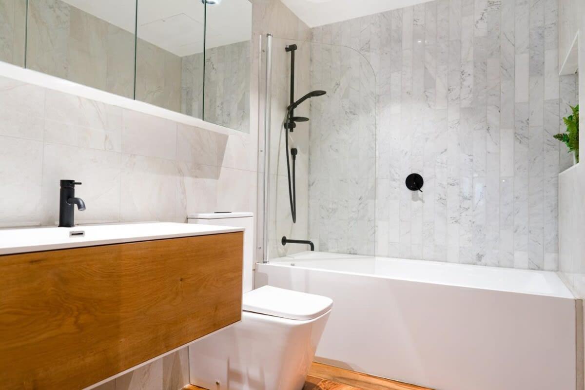 Apartment Madecomfy Boutique With Heritage Charm Melbourne