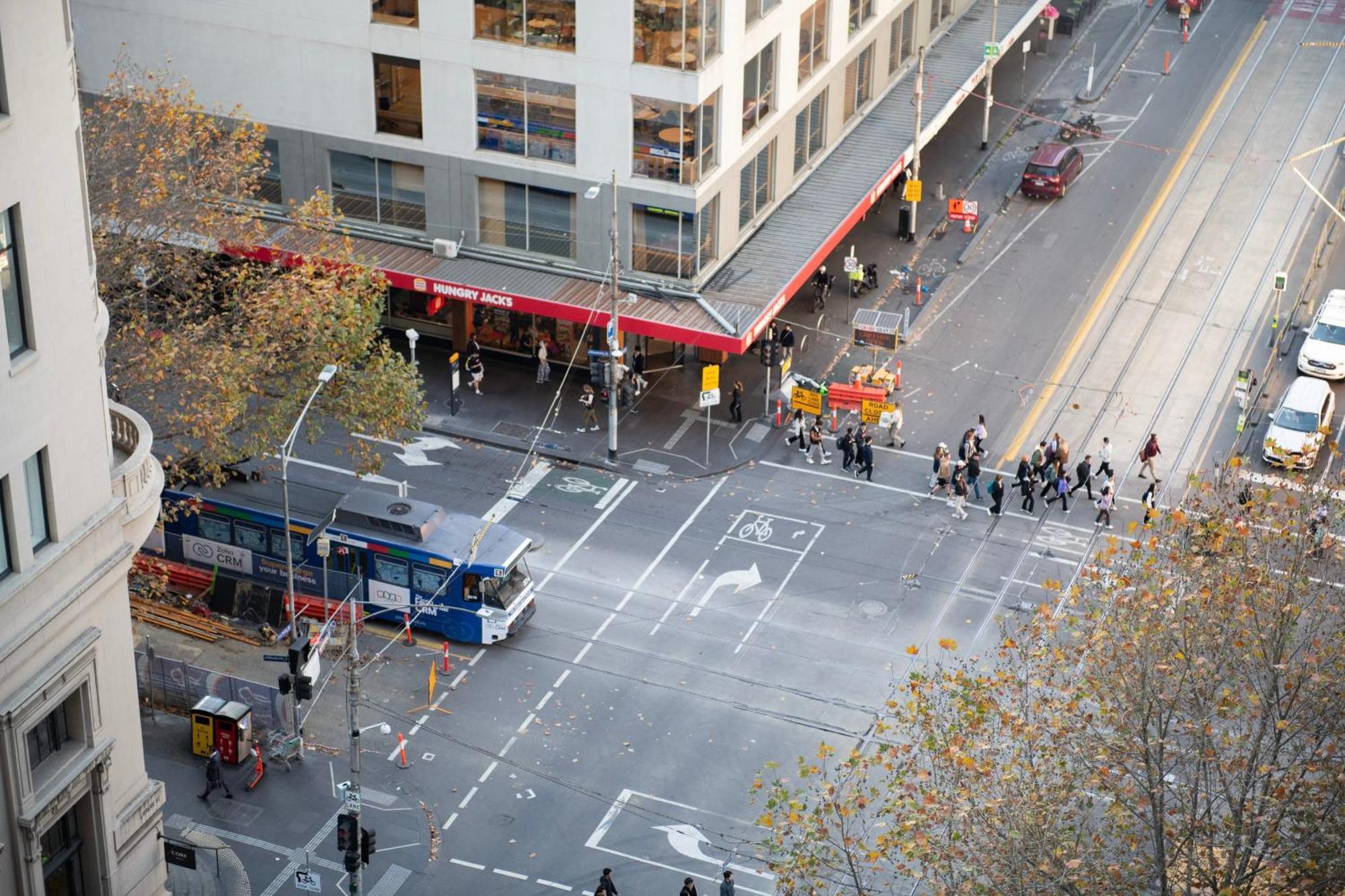 Apartment Latrobe St Gem 2-bedroom With Huge Deck & Car Park Melbourne