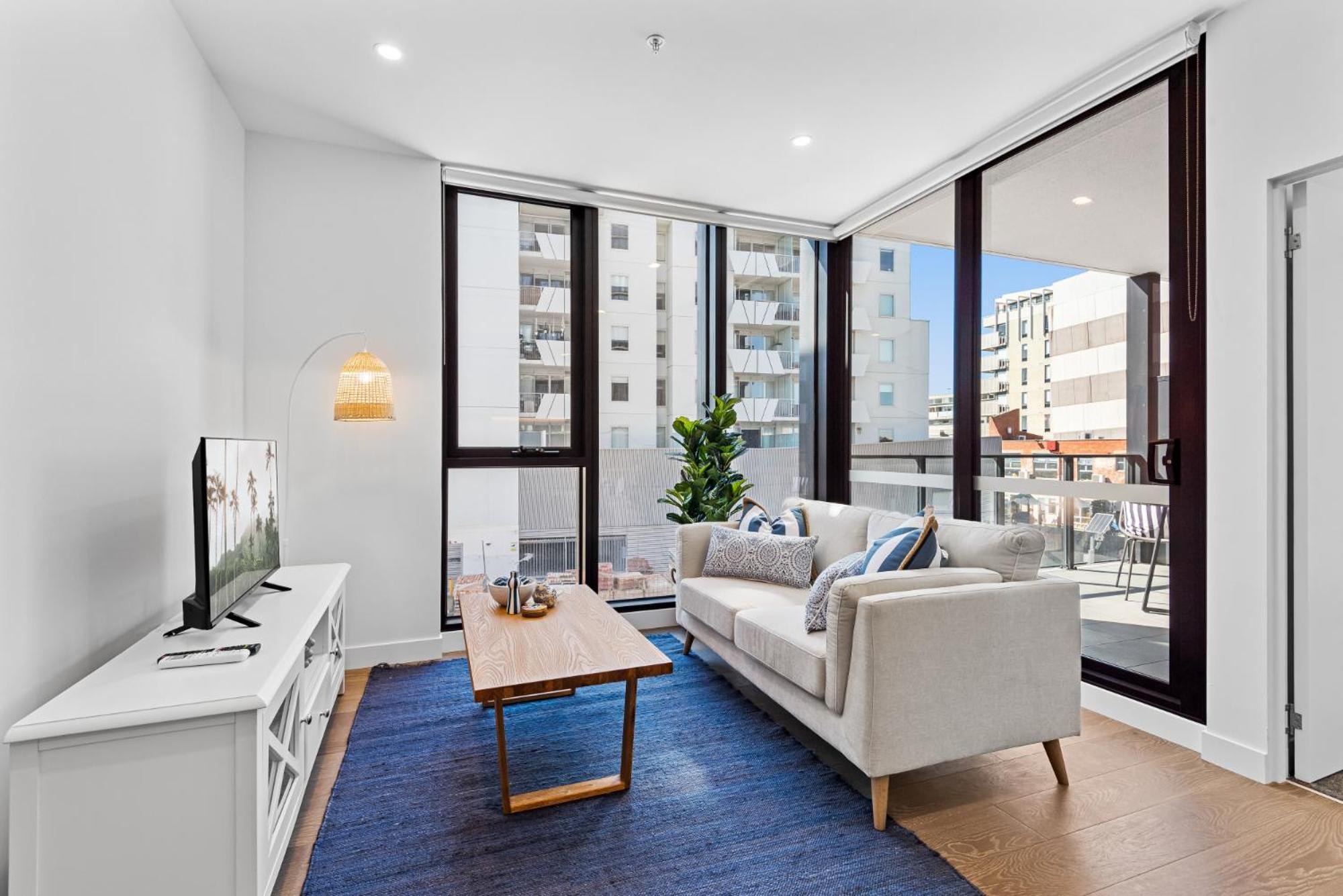 Elegant 1-bed By Shops With Rooftop Swimming Pool Apartment Melbourne