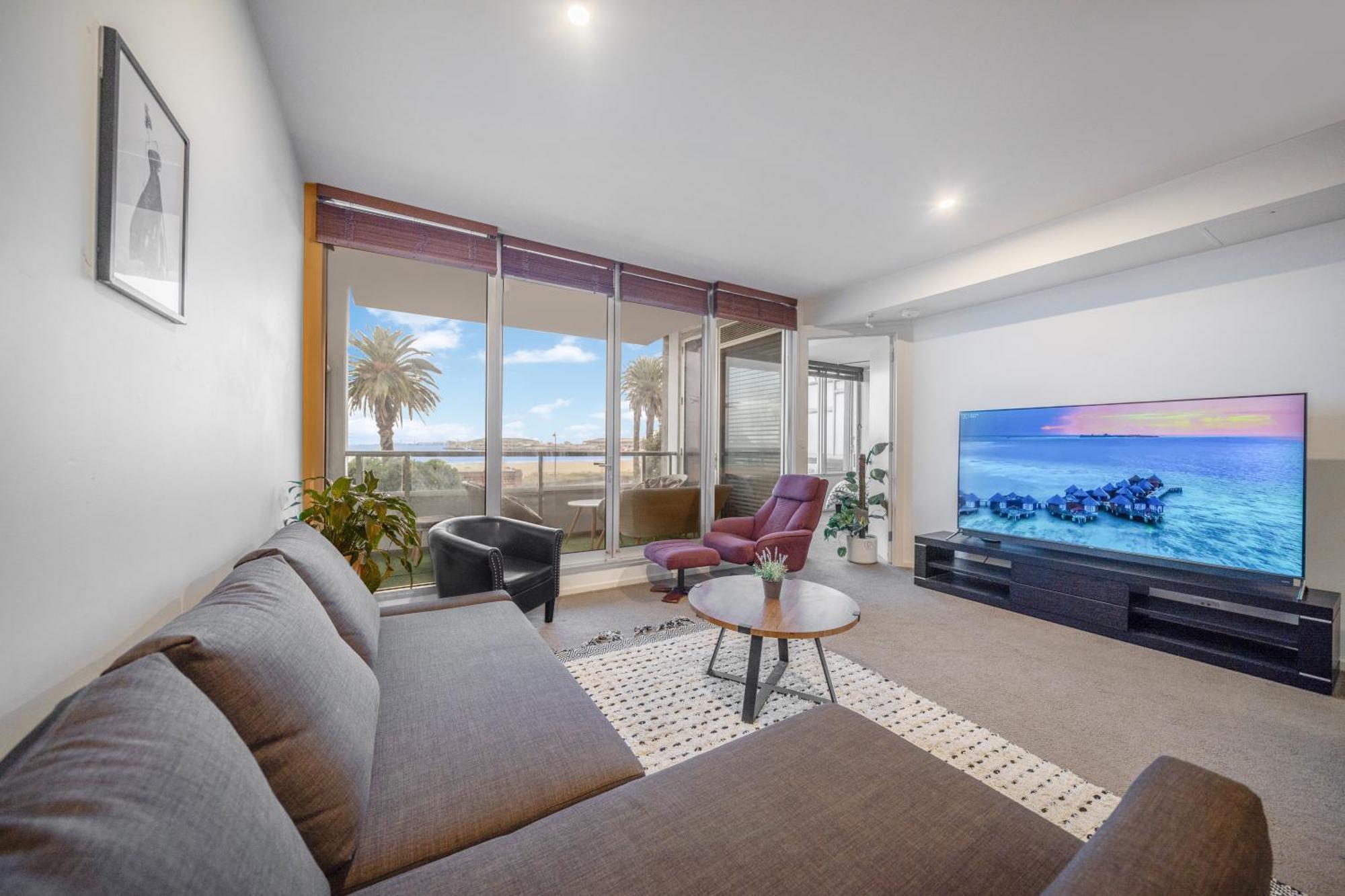 Oceanview 3br Oasis Close To Cbd-free Parking Apartment