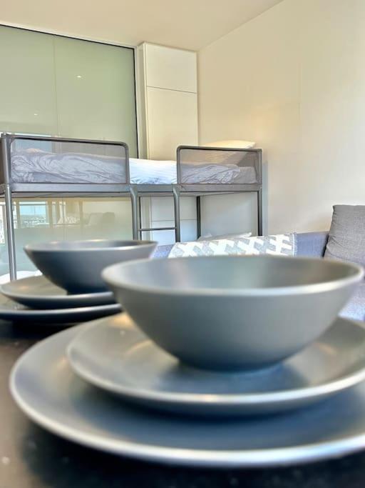 Modern 1br West Gateway *
