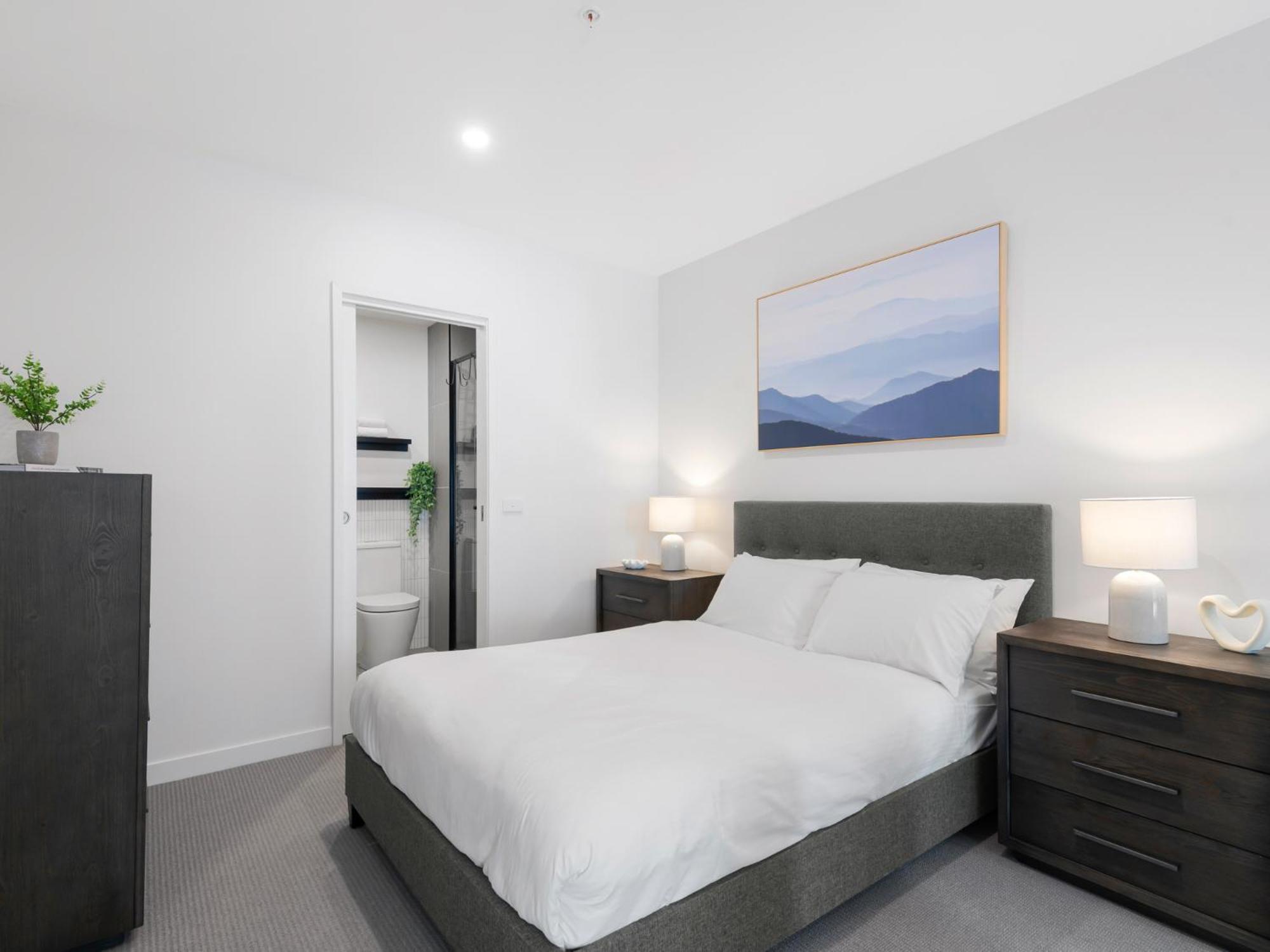 Peaceful 1-bed Unit With A Spacious Balcony