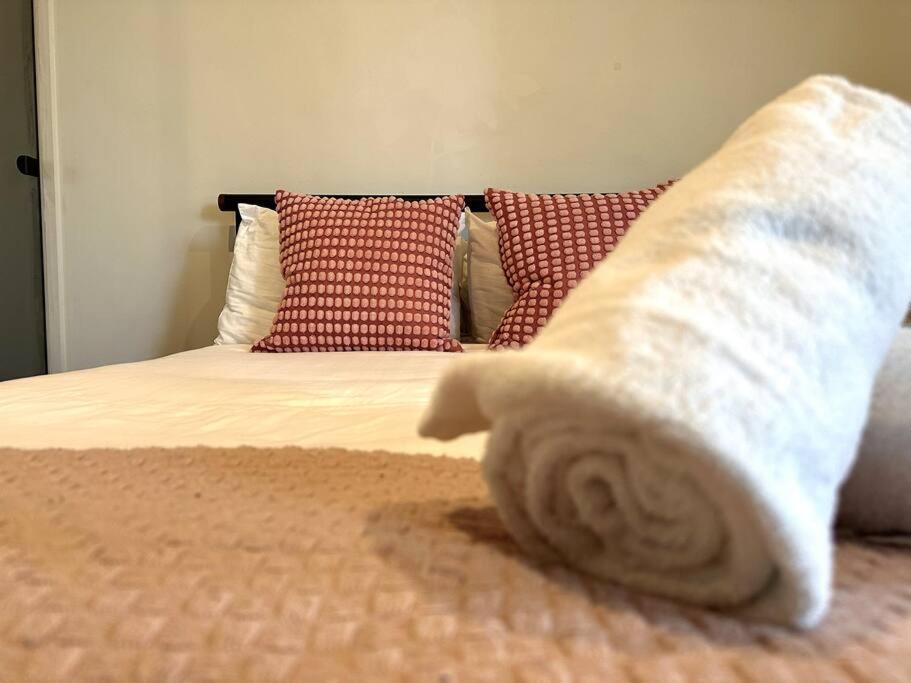 Chinatown 2br Sanctuary Apartment Melbourne